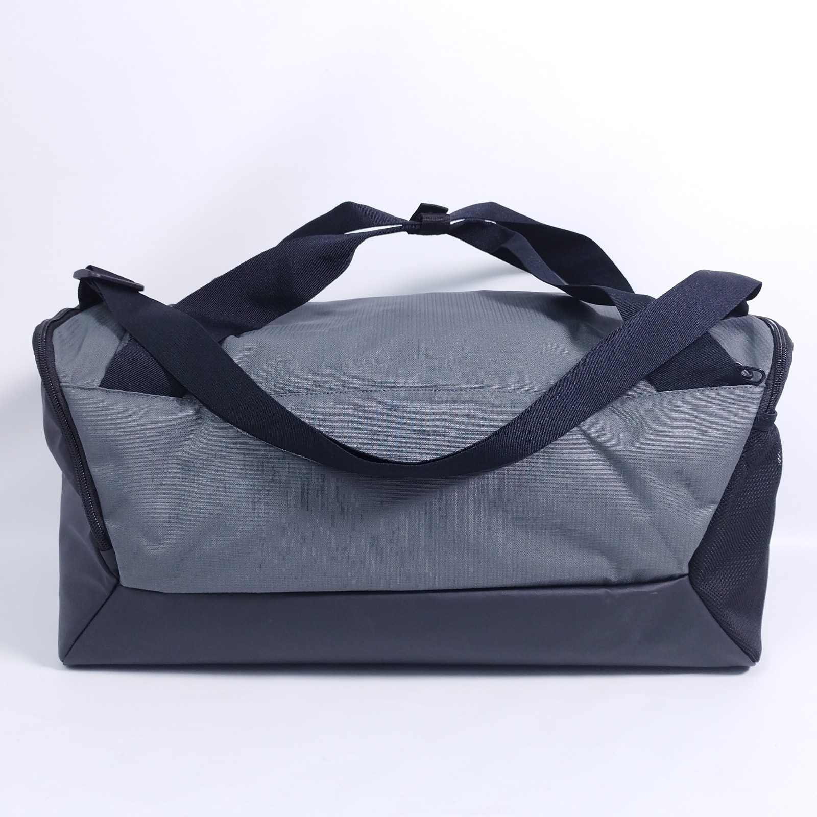 Nike Brasilia Training Duffel Bag – Grey, Small 41L