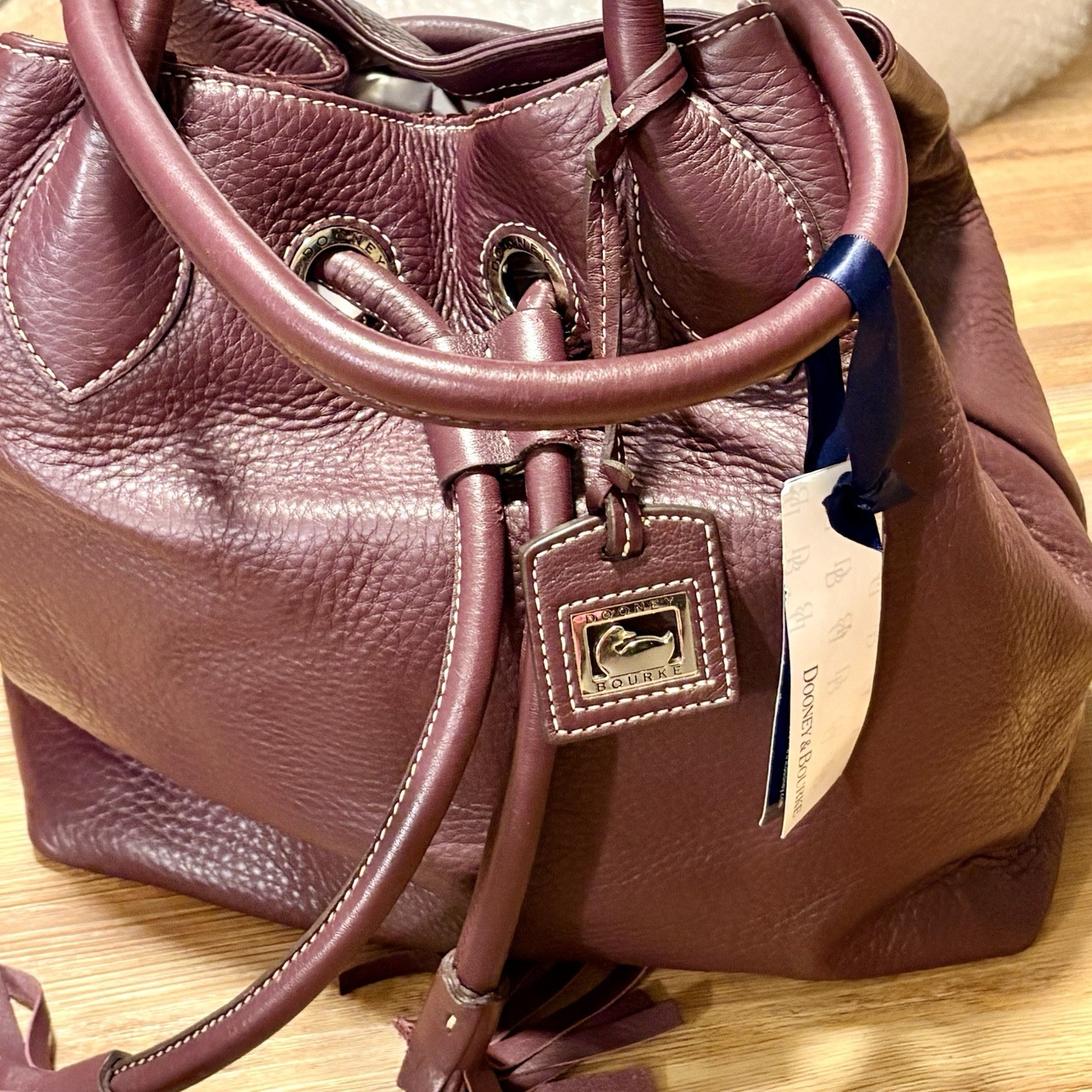NWT Dooney & Bourke Handle Grommet Drawstring Bag Grape Purple Leather 2P770 GP
