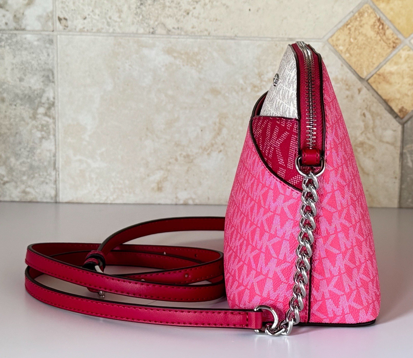 MICHAEL KORS JET SET TRAVEL DOME CROSSBODY BAG COLOR-BLOCK MK DARK RASPBERRY