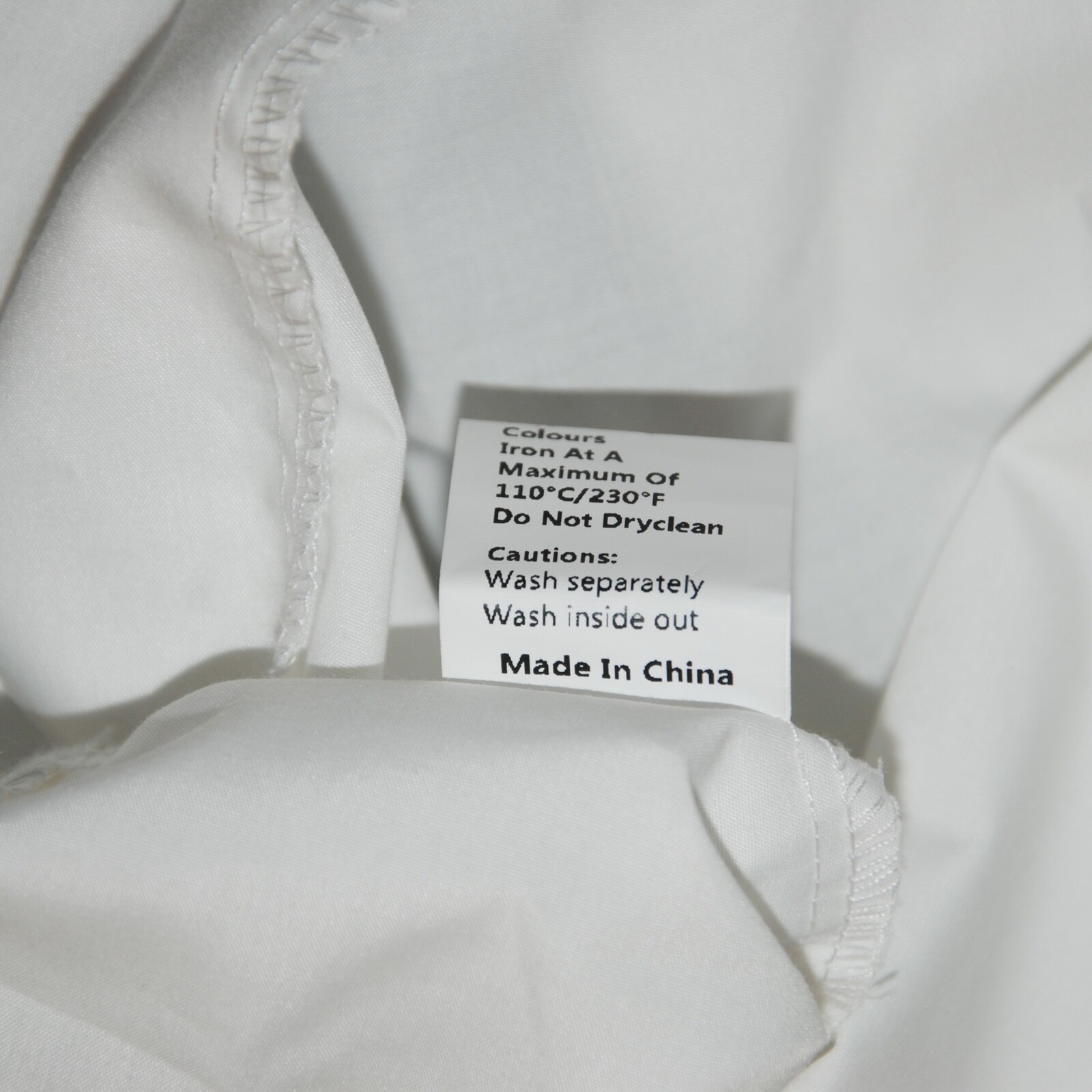 NWT COMMENSE Women’s Medium White Tie Front Pleated Top Blouse