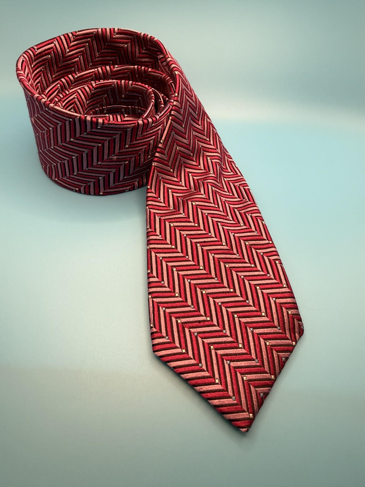 Paul Fredrick Silk Tie Necktie Purple Club Crest Heraldic Made in Italy 58×3.25