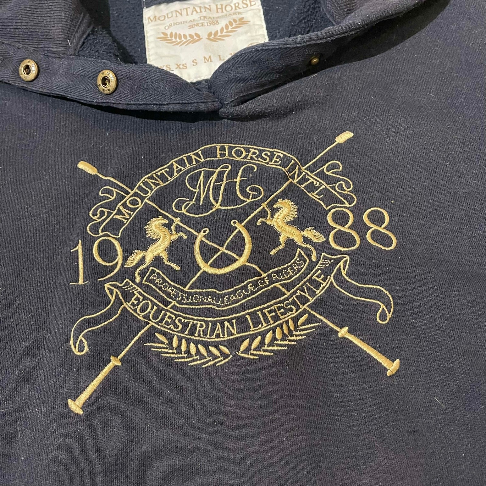 Mountain Horse Dark Blue Sweatshirt Snap Collar Embroidered Crest XXL GC
