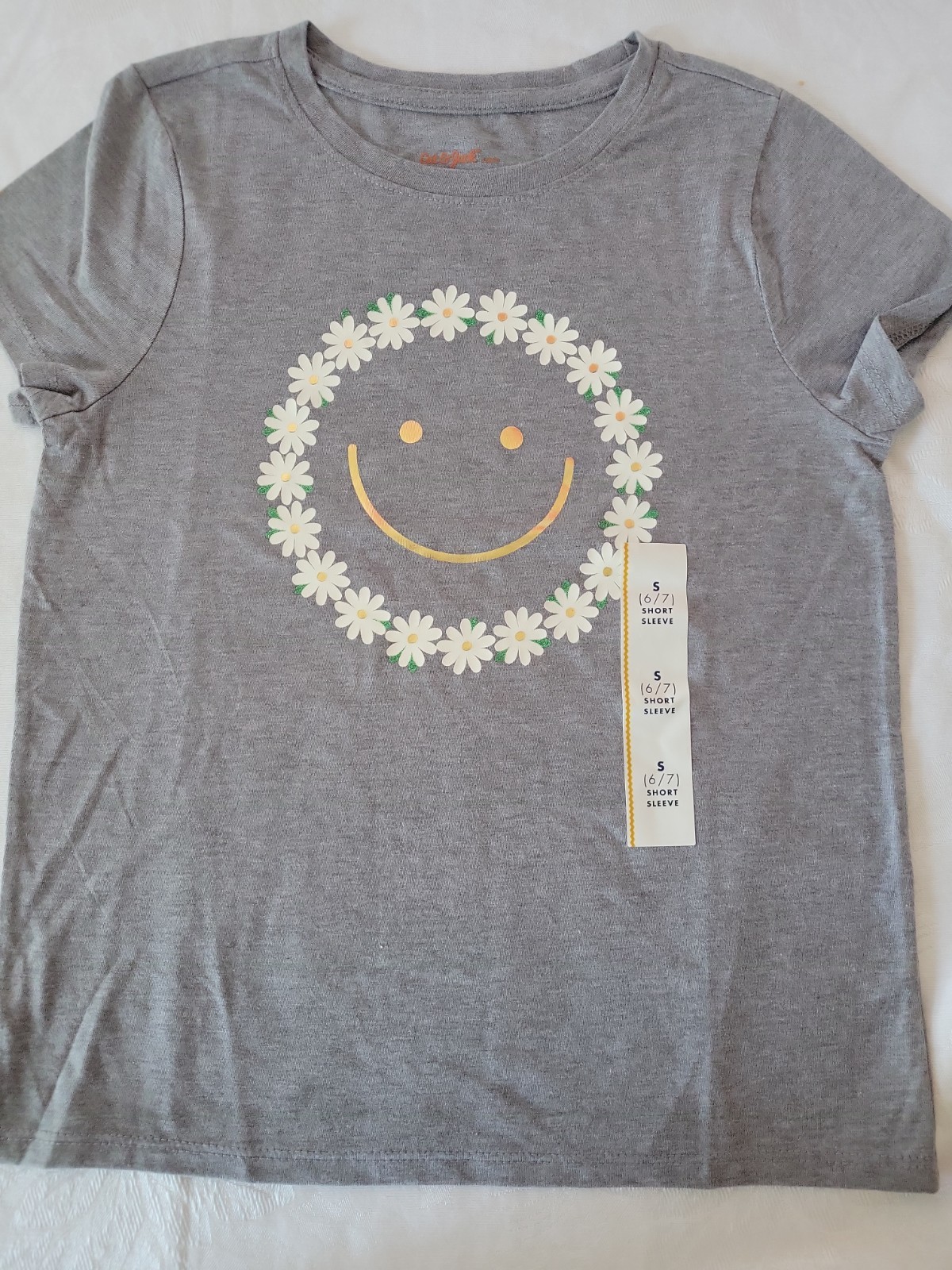 Cat & Jack Girls’ T-Shirt With Smiling Face & Ring of Daisy Size S (6/7)