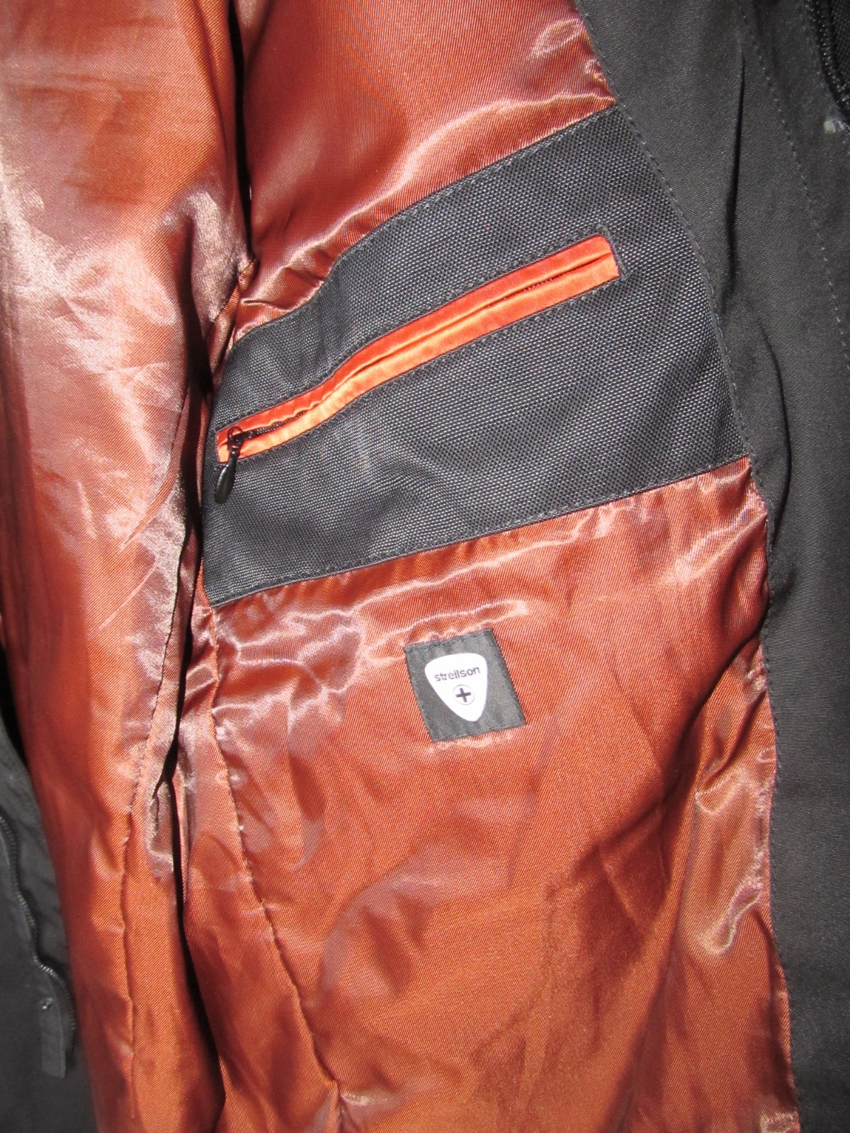 NWT Men’s STRELLSON ‘Horton’ Black Zip Up Lined Jacket Size 50 (chest 43″)