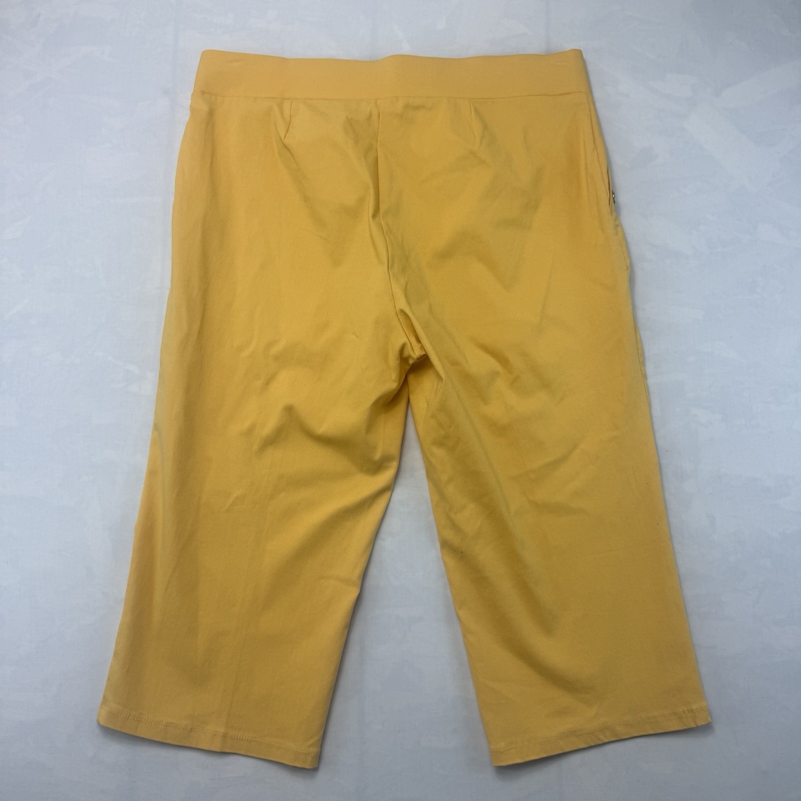 89th Madison Yellow Capri Pants Womens L Stretch Pull On Nautical
