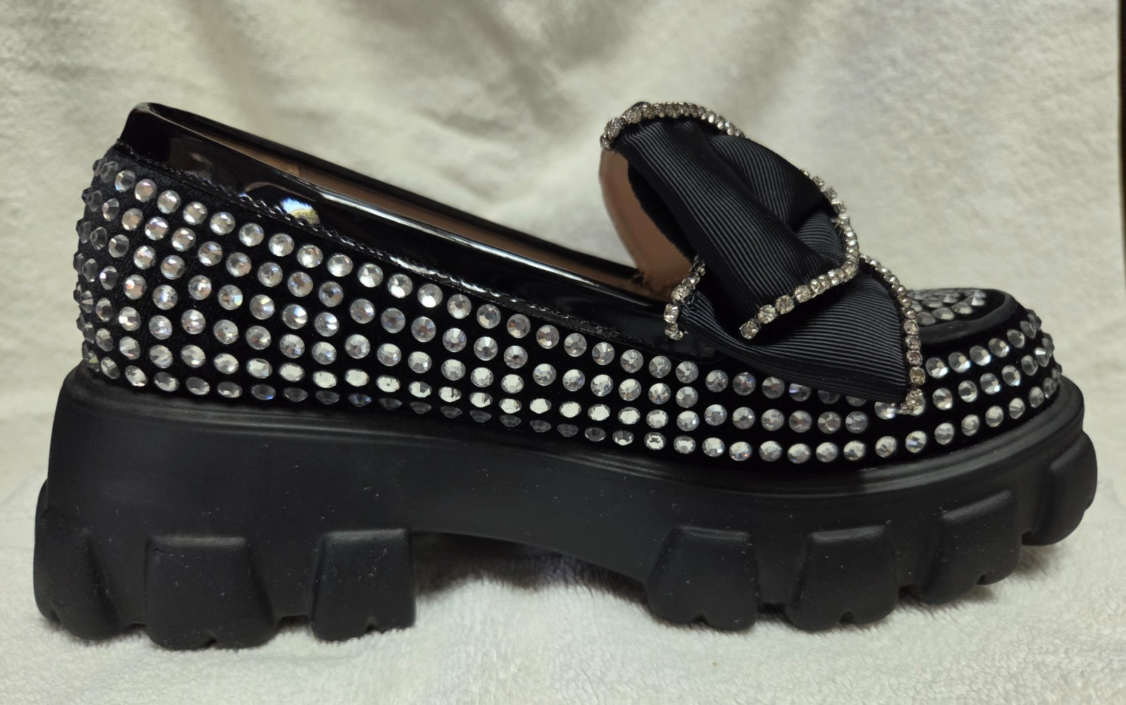 Betsey Johnson Vincent Bow Black Rhinestone Chunky Platform Loafer Women’s 5.5 M