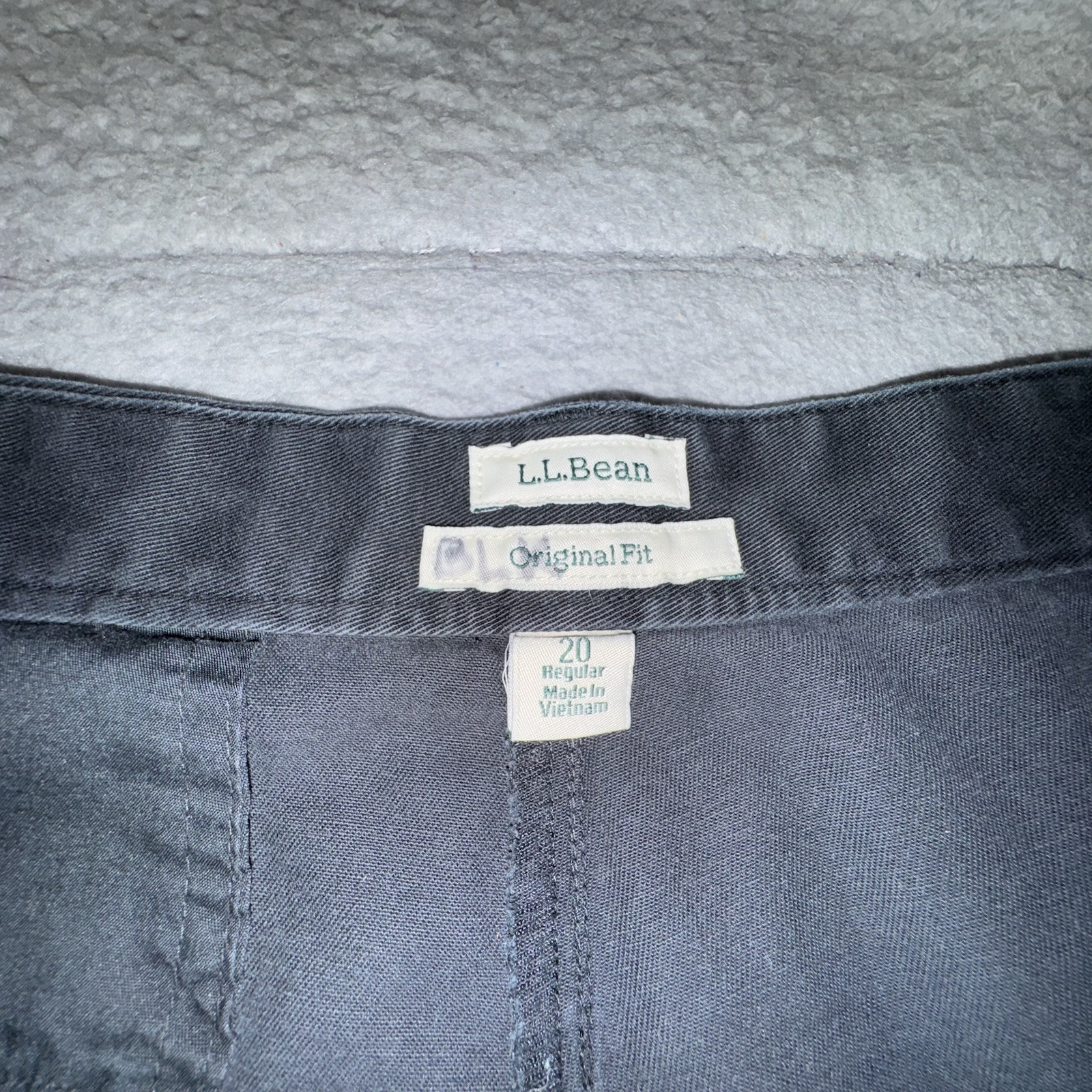 LL Bean Shorts Womens 20 Regular Navy Blue Flat Front Original Fit