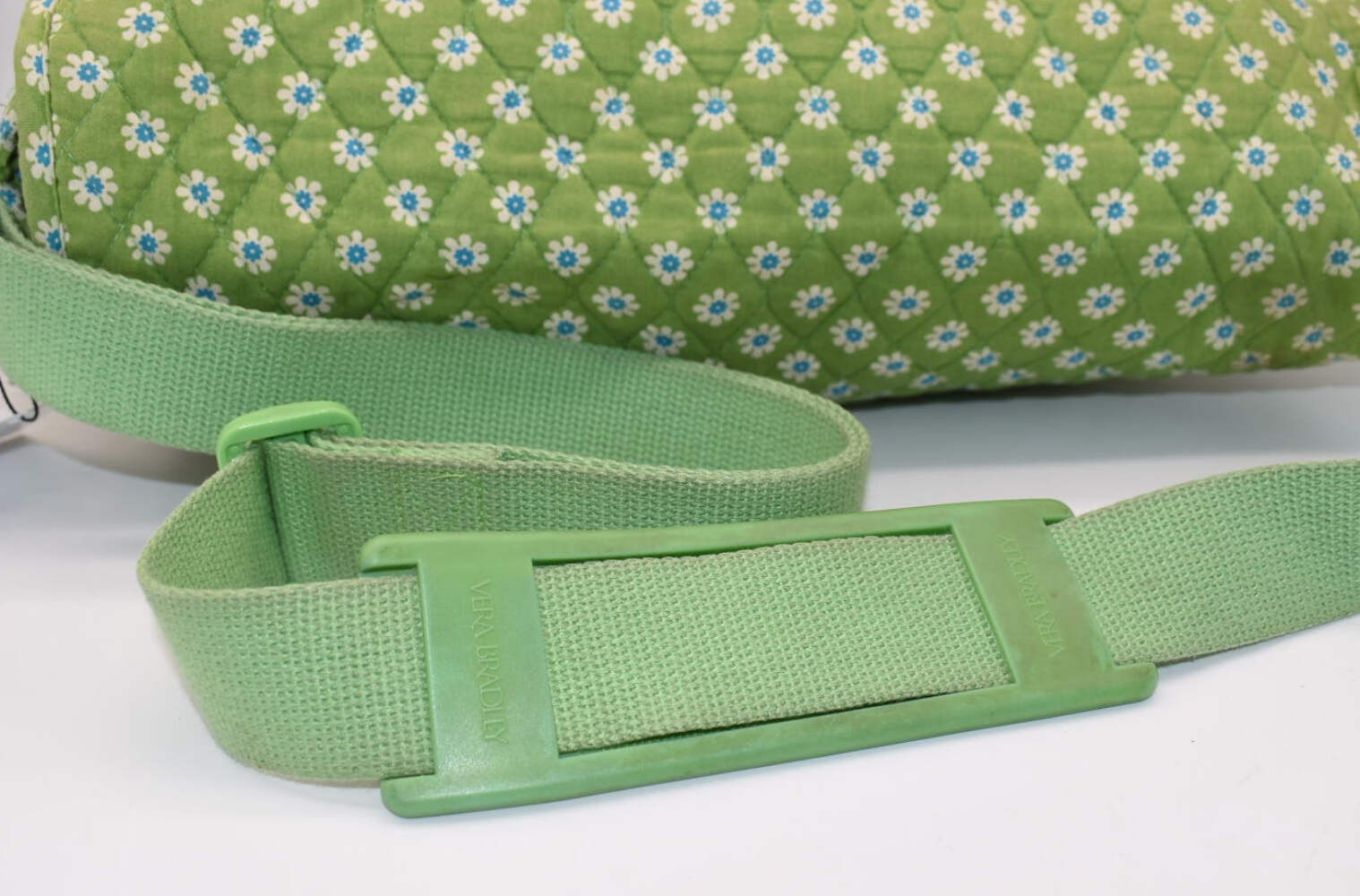 Vera Bradley Commuter Laptop Messenger Bag in “Apple Green” Pattern