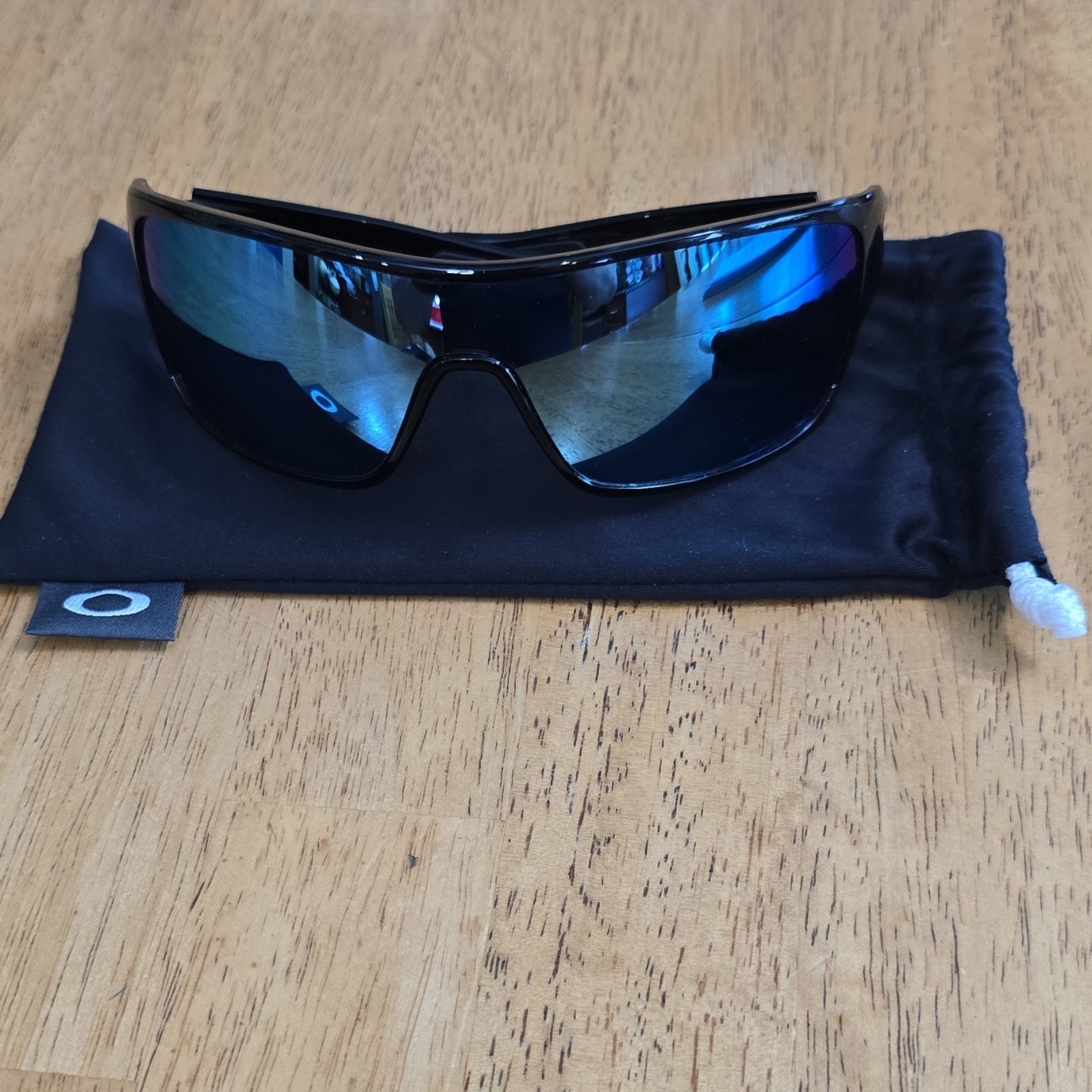 Oakley Turbine Rotor Black Plastic Wrap Polarized Blue Sunglasses Men