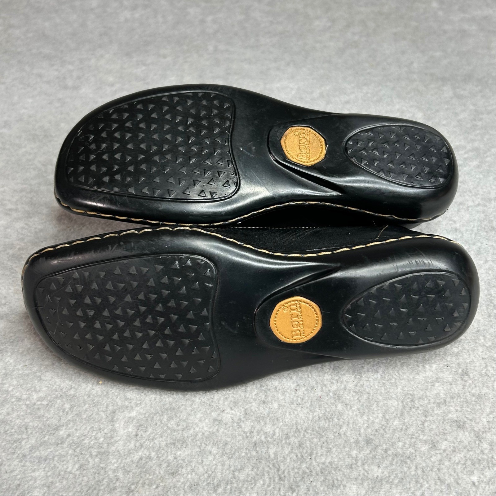 Born Black Leather Loafers Tassel Accent Stitching Comfort Slip On Shoes Women 7