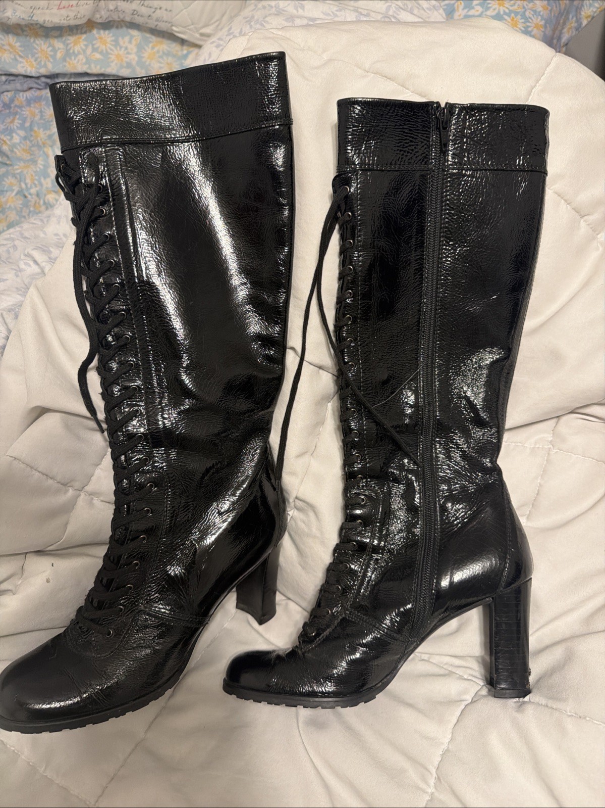 STUART WEITZMAN $695 FAB BLACK PATENT LEATHER TALL SEXY LACE UP BOOTS SZ 7