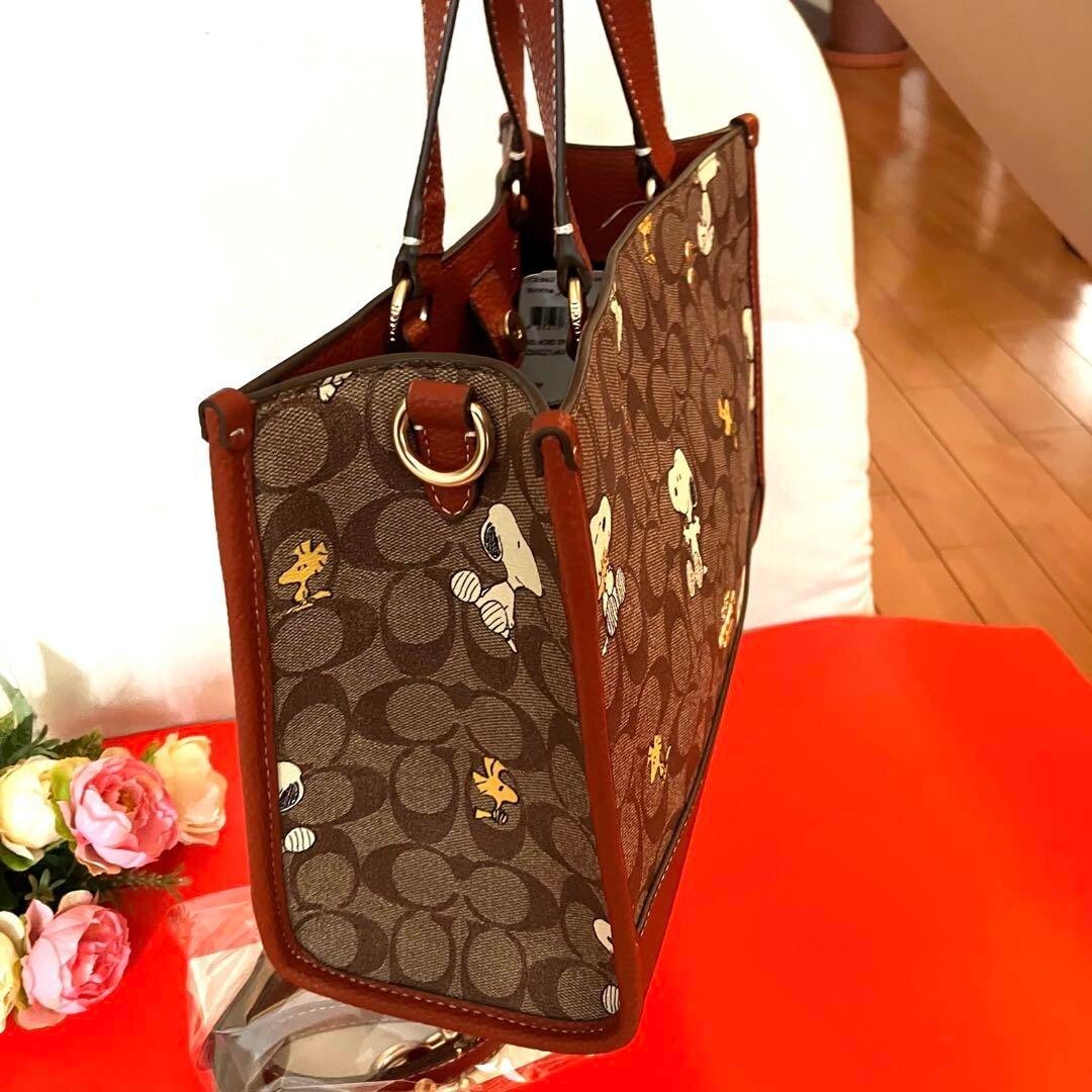 COACH CE862 x Peanuts Shoulder Tote Bag Dempsey Carryall Snoopy Woodstock New