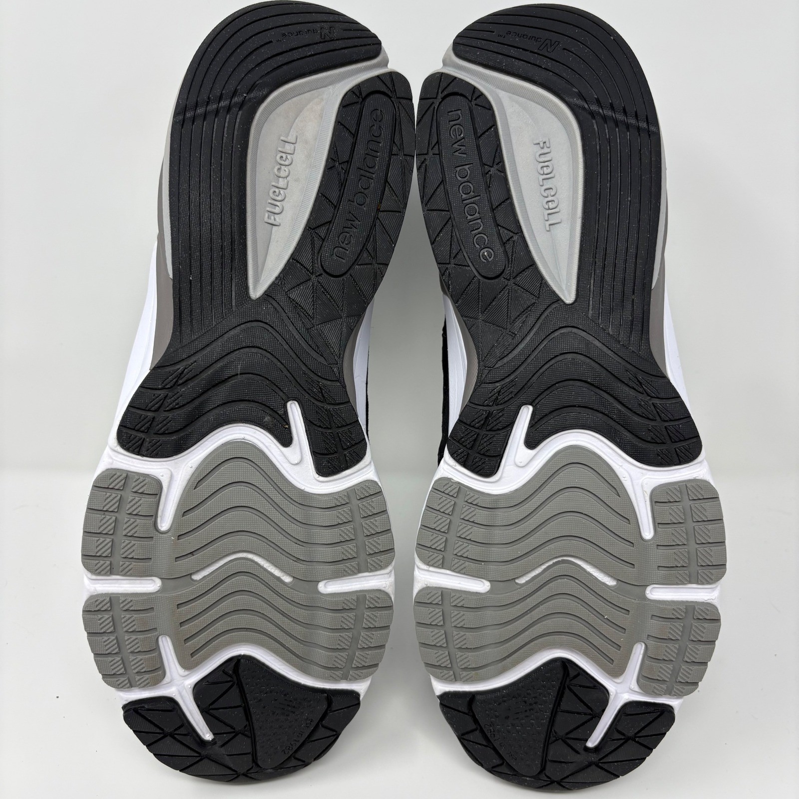 New Balance 990v6 Mens Size 13 Black Grey White Running Shoes Sneakers (M990BK6)