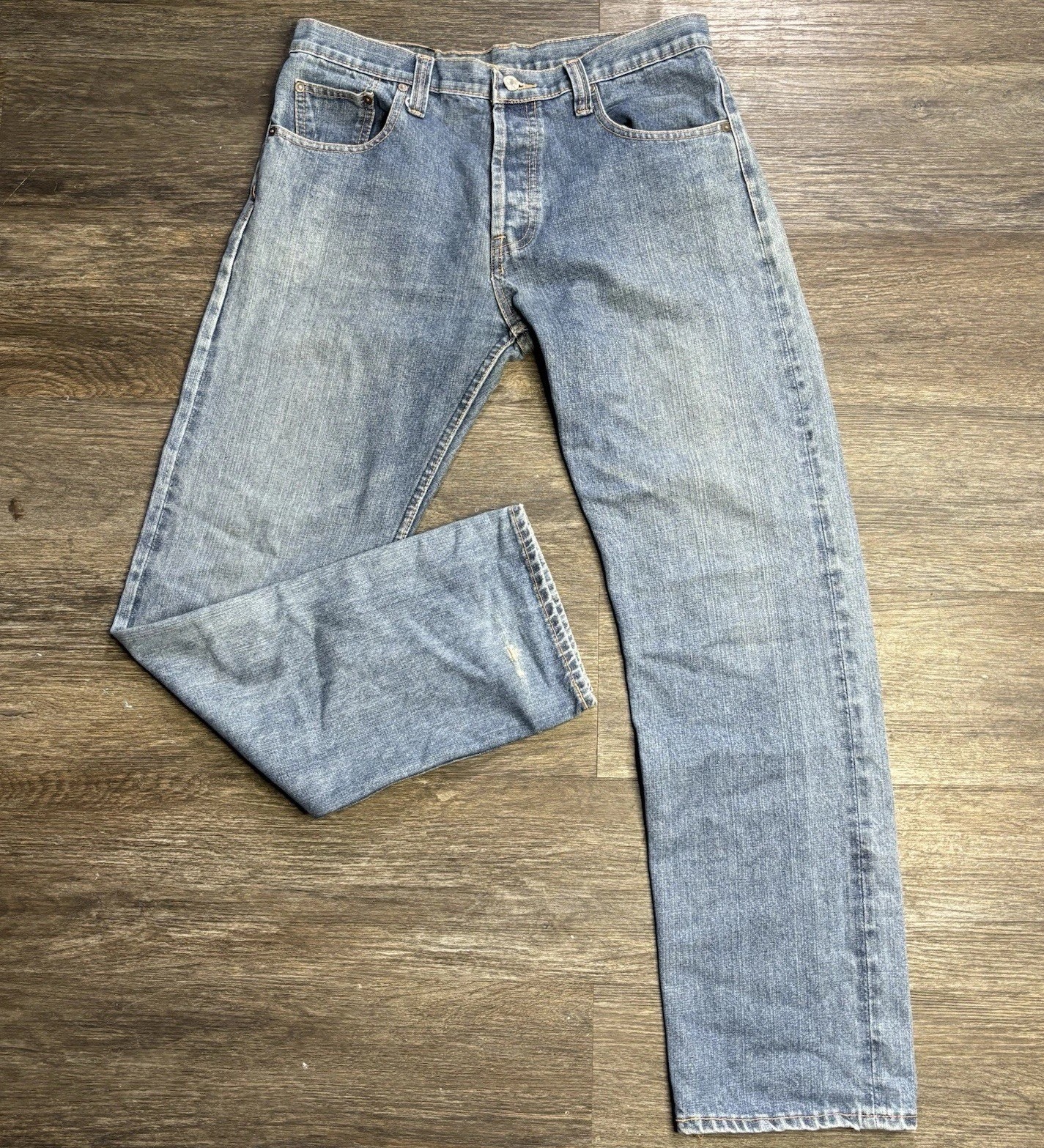 Levi 501xx Men’s Jeans 34×32 Salvage Light Wash Button Fly Straight Leg Vintage