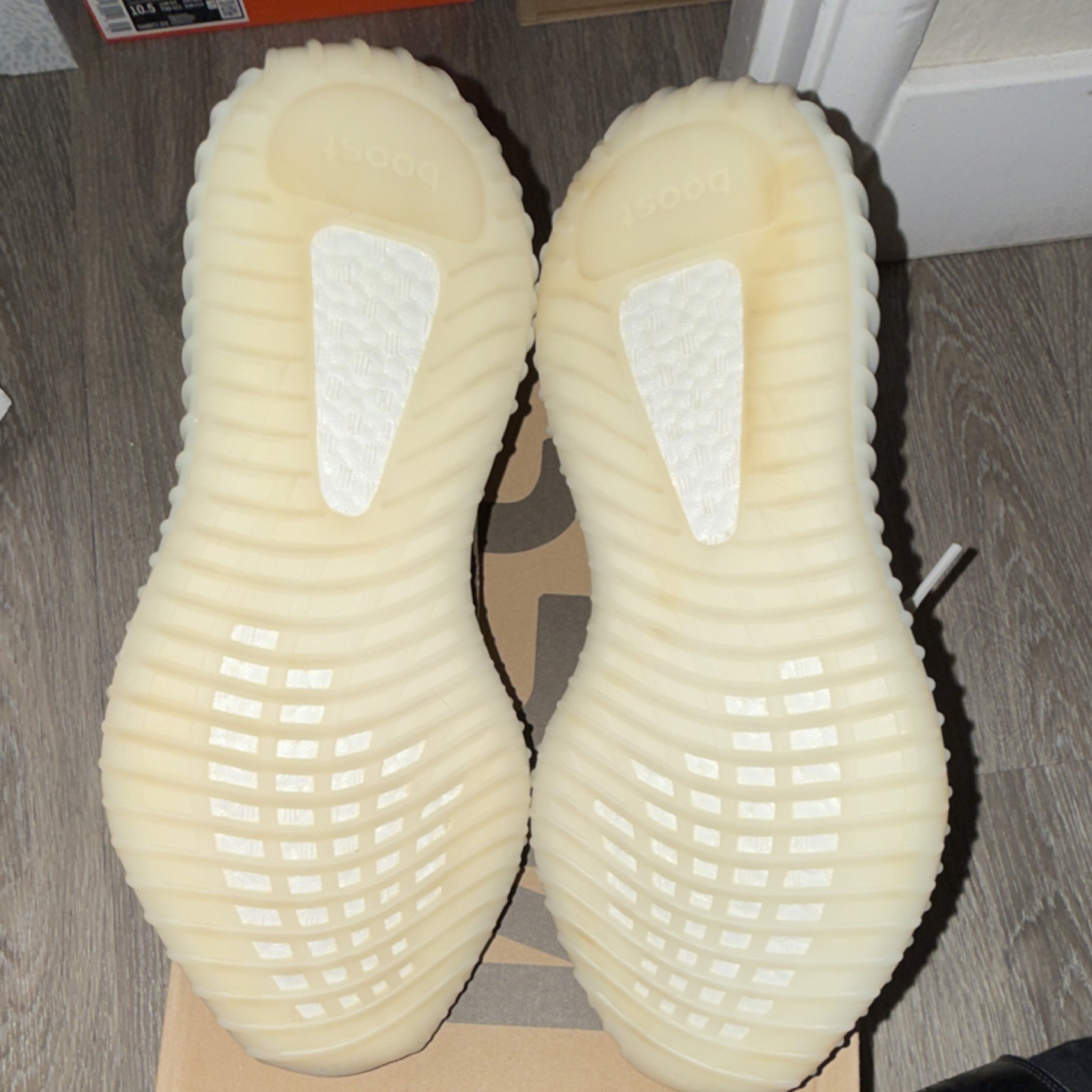 adidas Yeezy Boost 350 V2 Zebra White/Core Black/Red CP9654 Primeknit Low