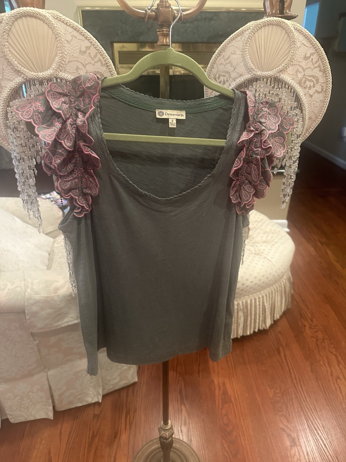 Democracy Women’s Unique Ruffle Sleeve Top Army green With Pink Accent Size S