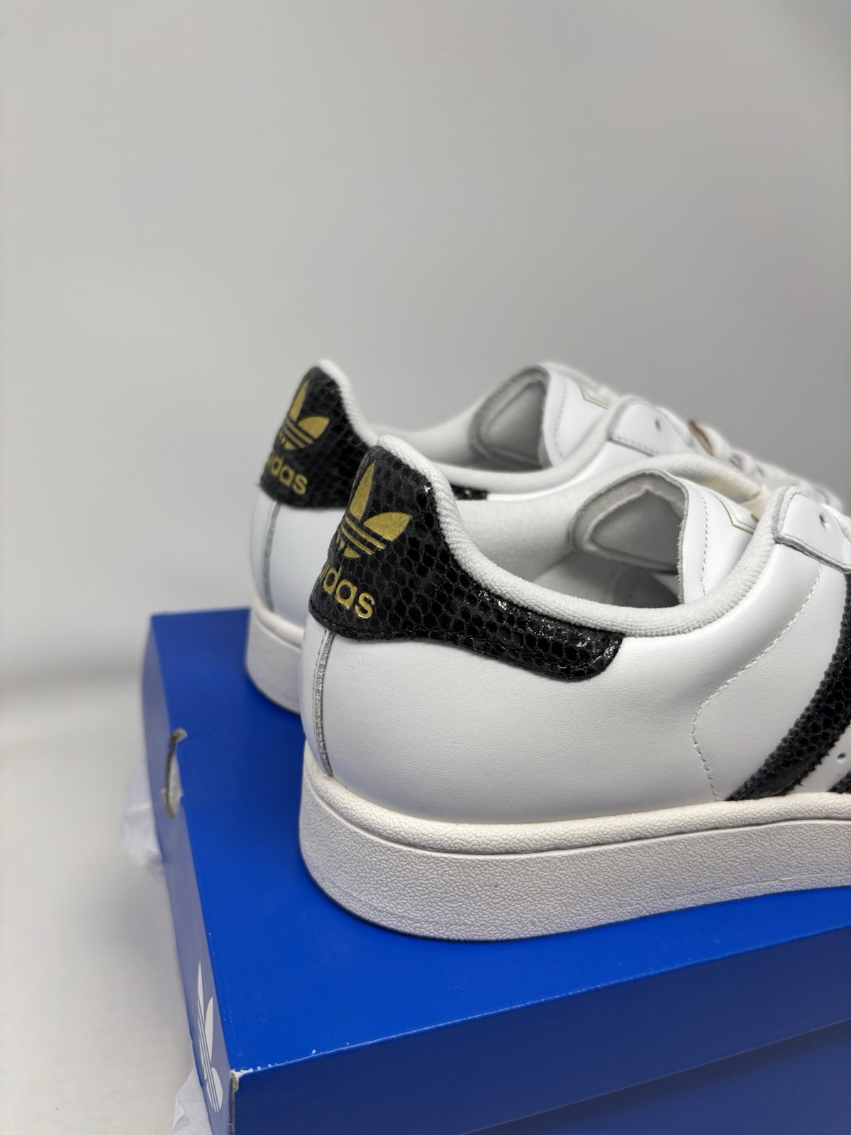 Adidas Superstar II White Black Snakeskin Casual Sneaker JP8162 Women’s Size