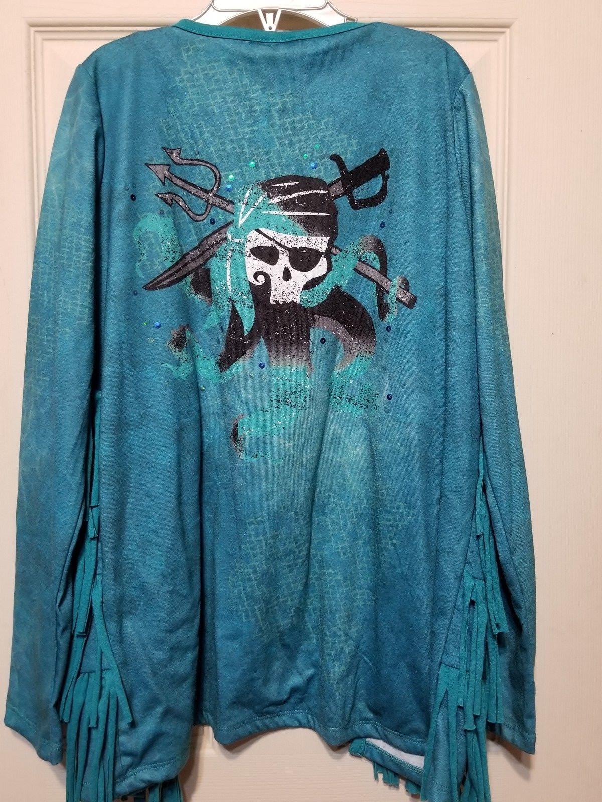 Disney Store Descendants 2 Blue Jacket / Pullover with Skull 5/6 NEW AWESOME