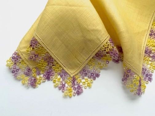 VINTAGE HANKY YELLOW LINEN HAND TATTING 4 ROWS LAVENDER IRISH LINEN NEW W/O TAGS