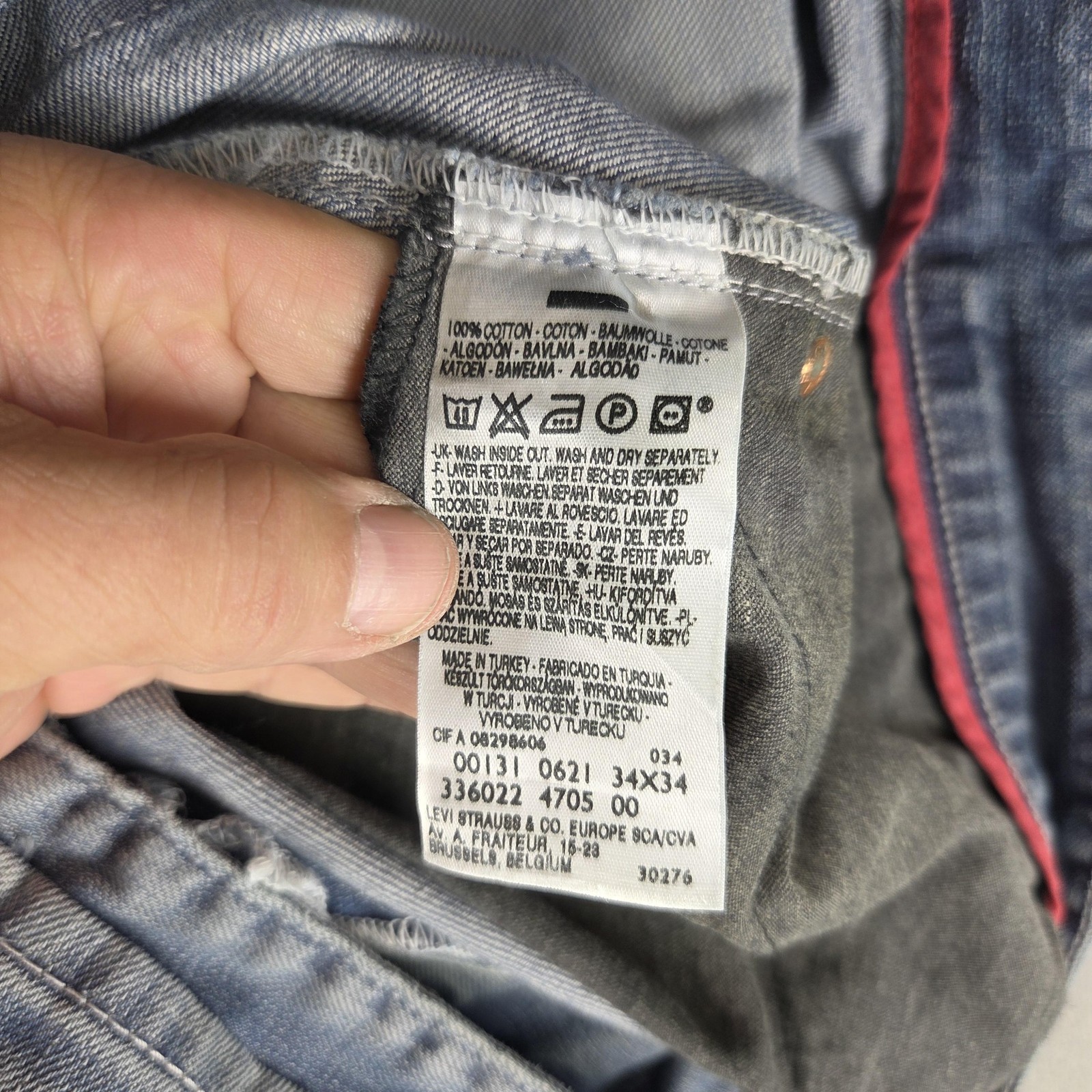 VTG Levis Engineered Jeans Mens Blue Twisted Button Fly Altered Hem Fits 34×32