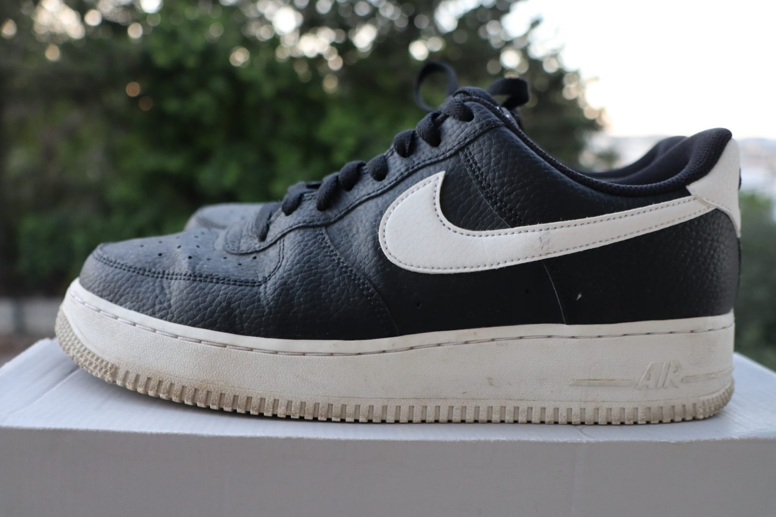 Nike Air Force 1 ’07 Black White Low Top Sneakers Men’s US 9.5 EU 43 Leather