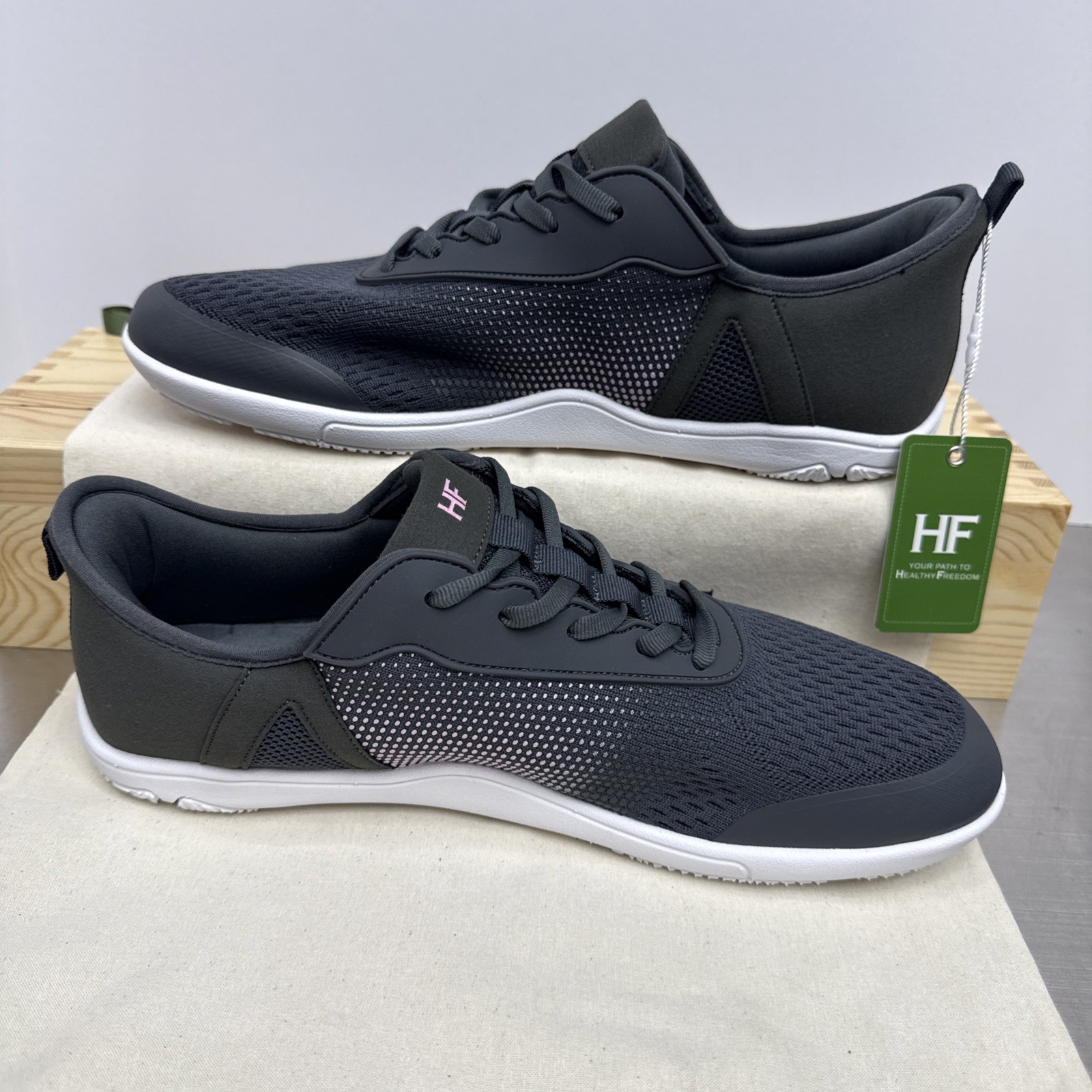 NWT Hike Footwear HF Stride Barefoot Sneaker Gray&Pink Unisex EU45 W14 M12