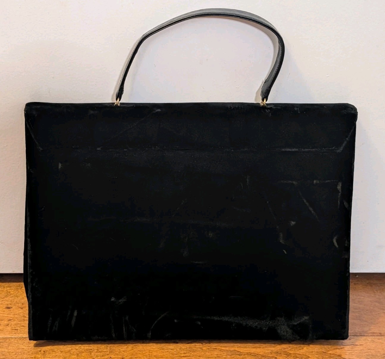 Vintage GRETA Black Velvet Tote Handbag Purse 15″ Wide Flat Mid Century Elegant