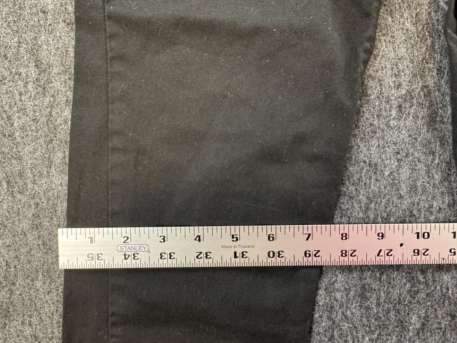 Quicksilver Men’s Black Pants Size 26 Straight Fit