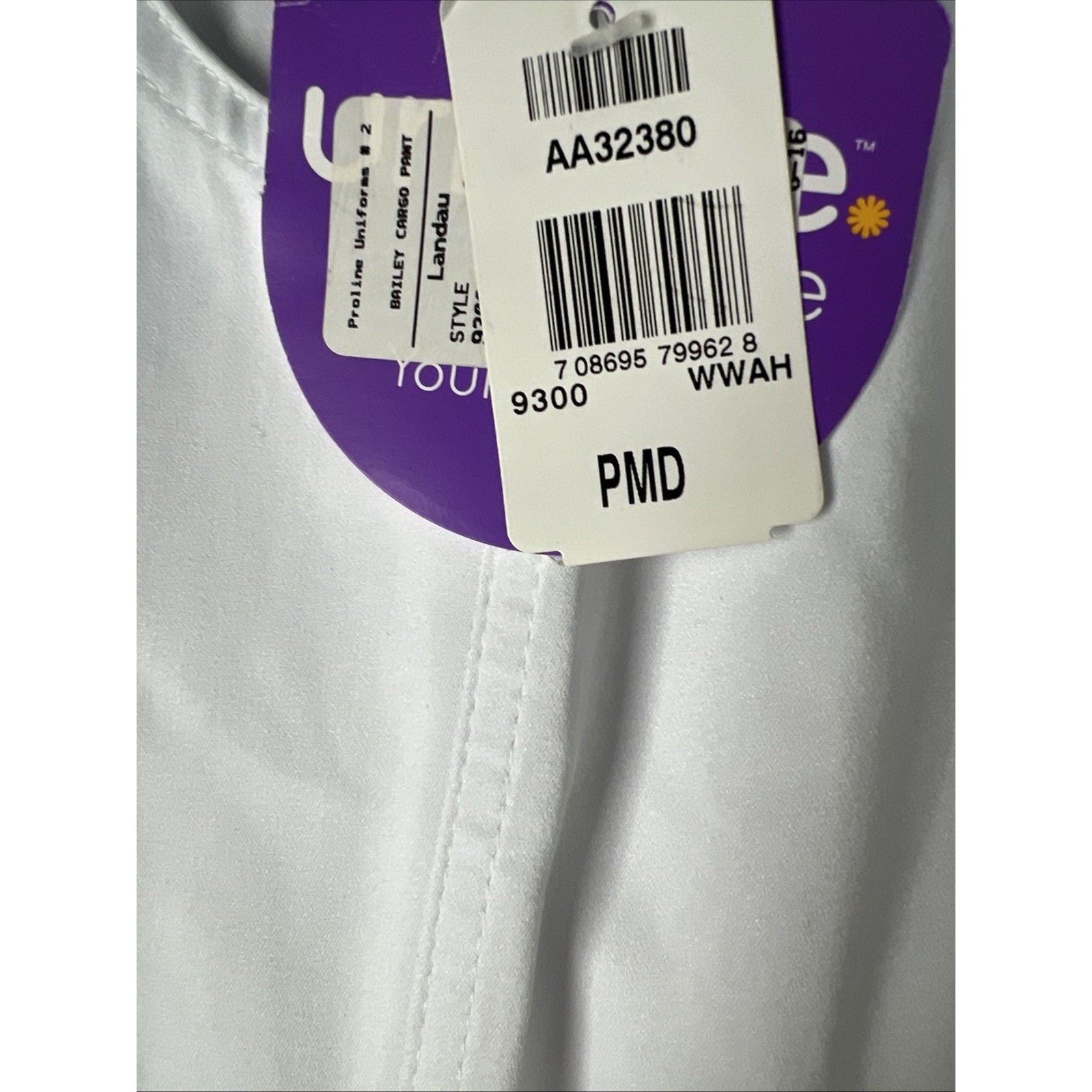 Urbane Ultimate Womens Bailey Cargo Scrub Pant Size Petite Medium PM White F30