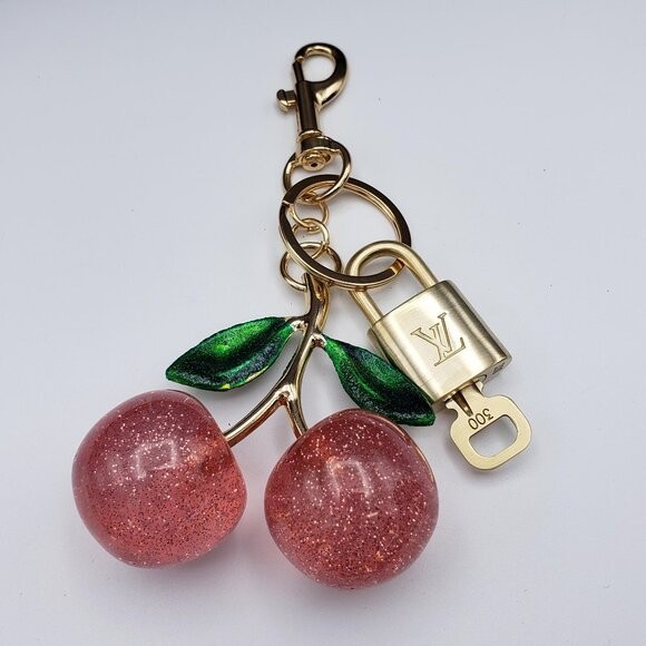 Louis Vuitton Gold Lock 🔒 Authentic LV Key + Unbranded Apple Bag Charm