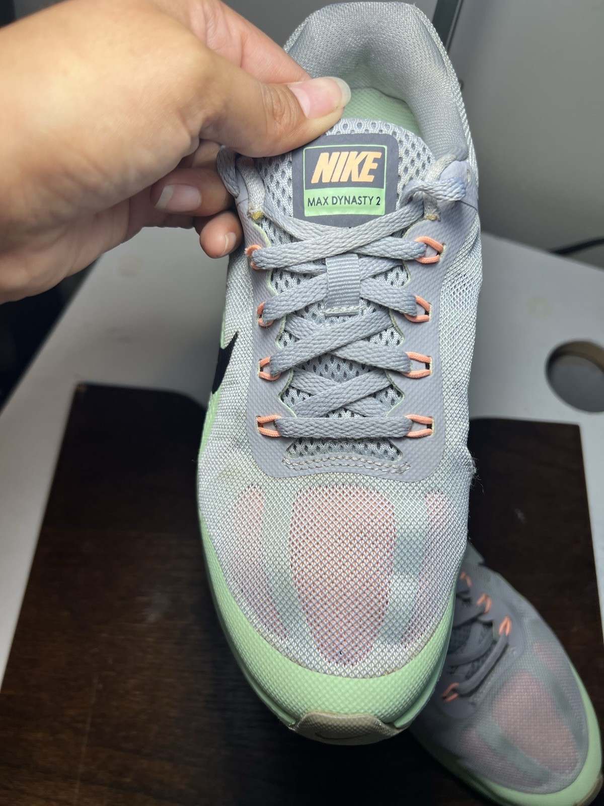 Nike Air MAX DYNASTY 2 Womens Running Sneakers Size 8w Gray Mint Green