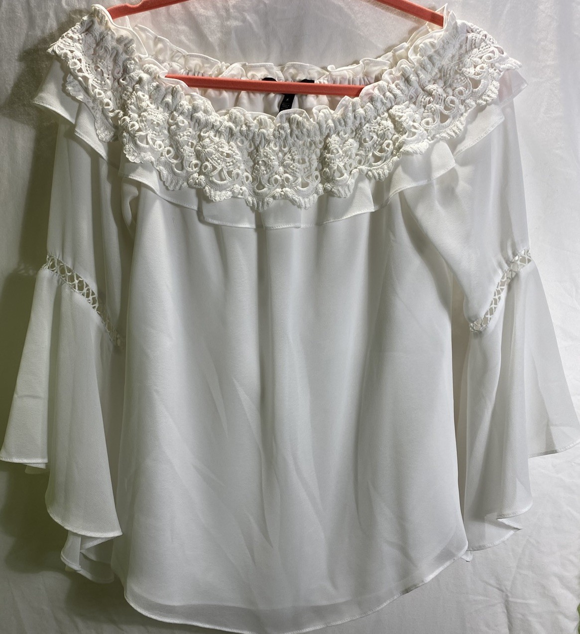 Elegant WHBM Women’s Small Off The Shoulder Blouse Matte Jersey White Lined S