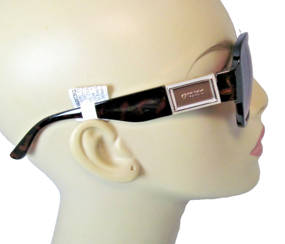 GUESS Oversized Tortoise Shell Sunglasses Brown Gradient Lenses GO00043-52F