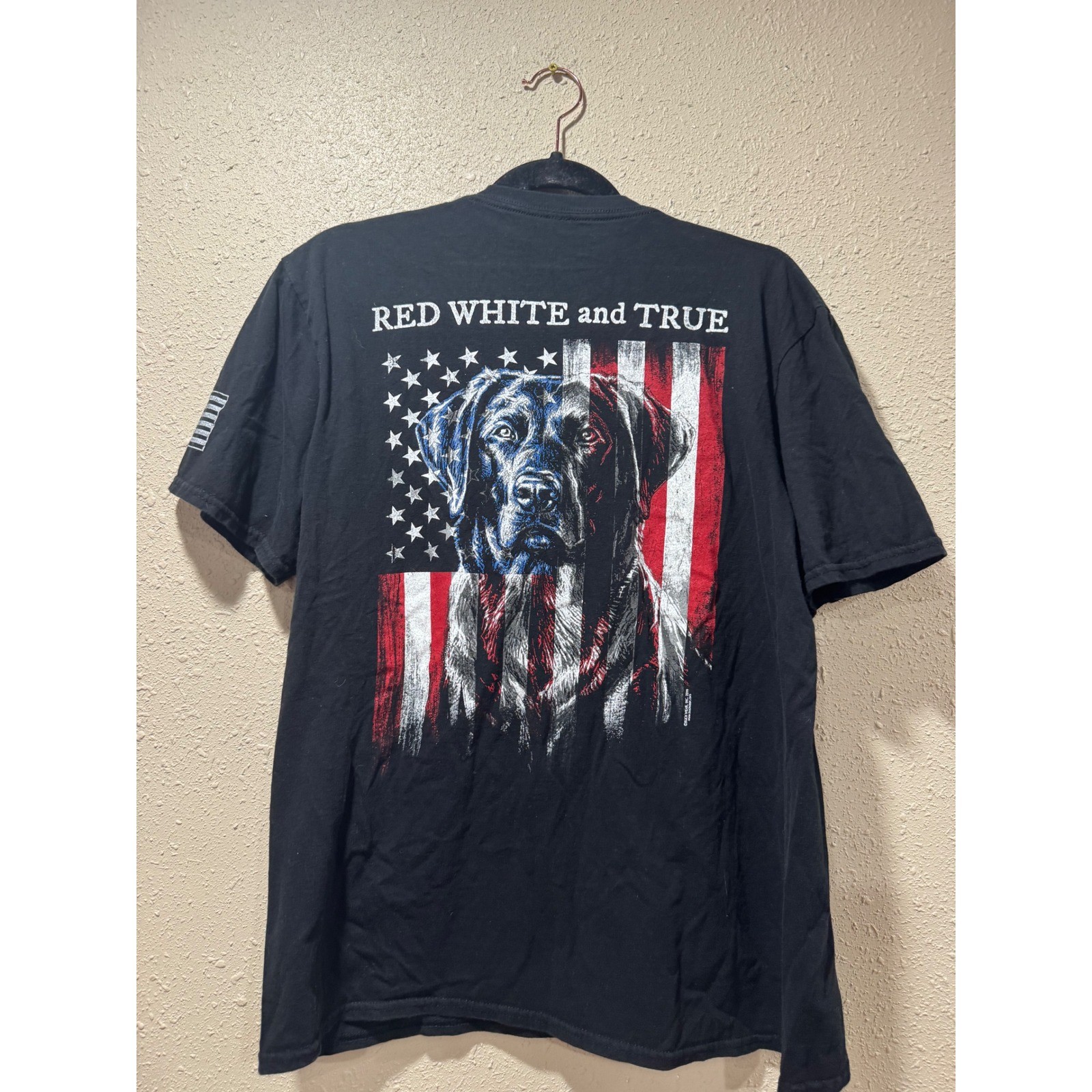 Buck Wear Mens Black Lab Red White and True American Flag Deer Skull T-Shirt LG