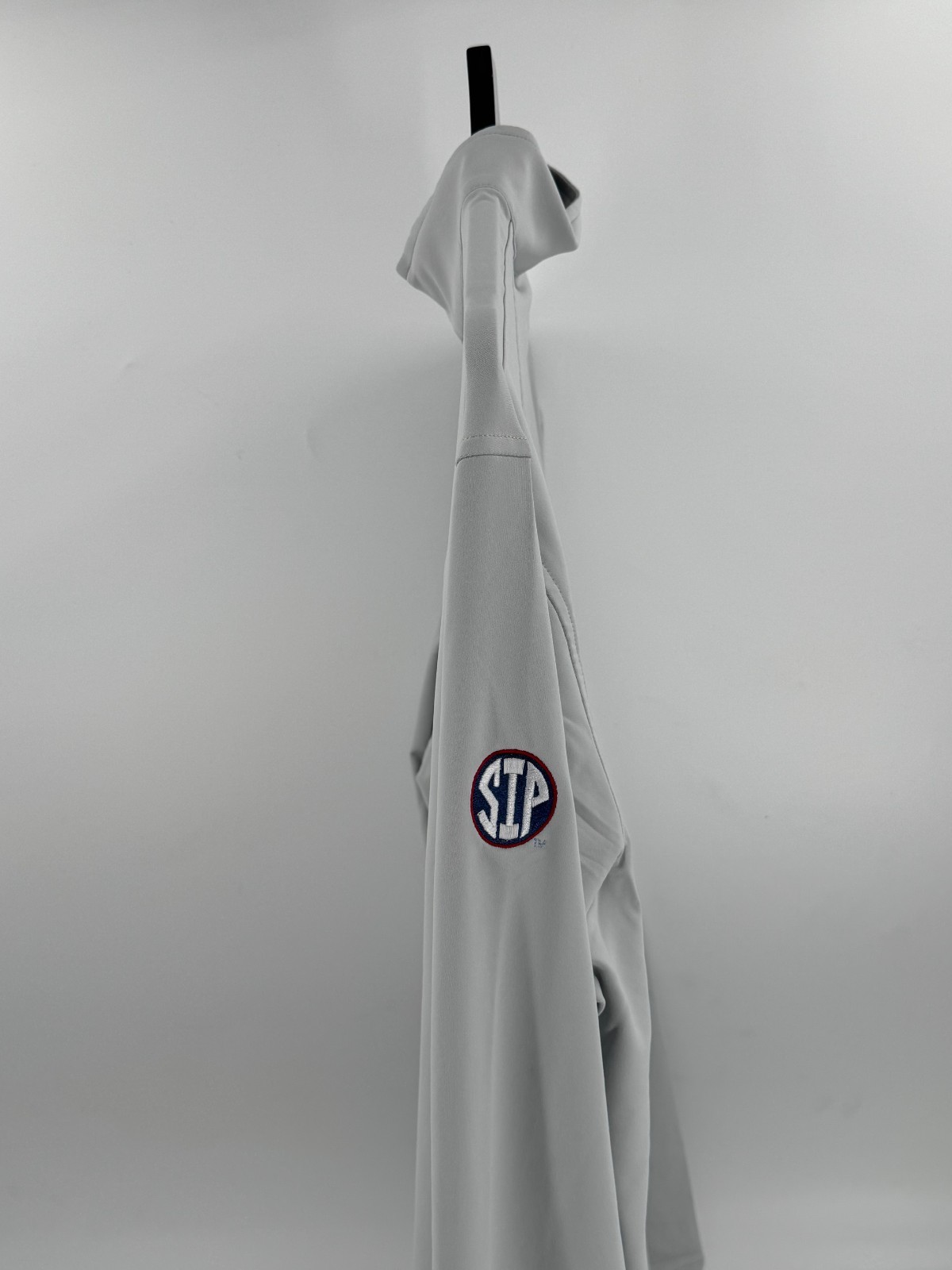 SIP EMBROIDERED SLEEVE! Peter Millar Ole Miss British Grey Quarter-Zip! XL- NWT