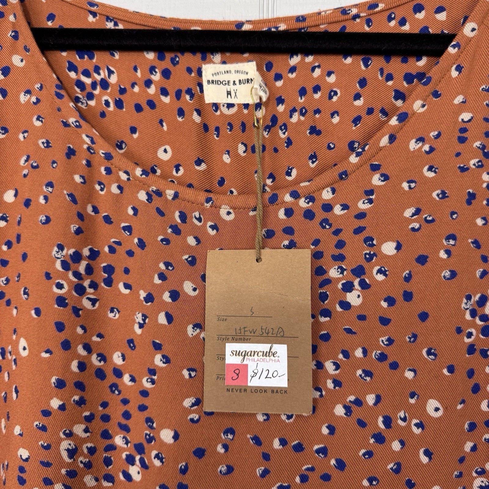 NWT Bridge & Burn Linn Top Blue Spotted Print High Low 3/4 Sleeves Loose Fit S