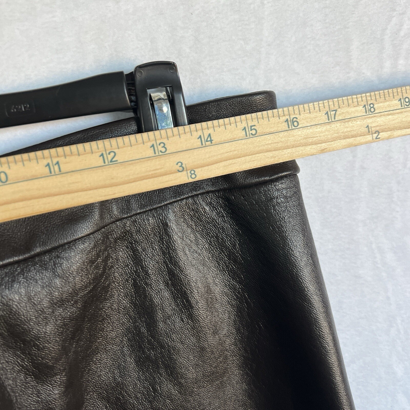 Y2K Kasper Leather Skirt Womens 10 Brown Knee Length Pencil Straight Earthy Edgy