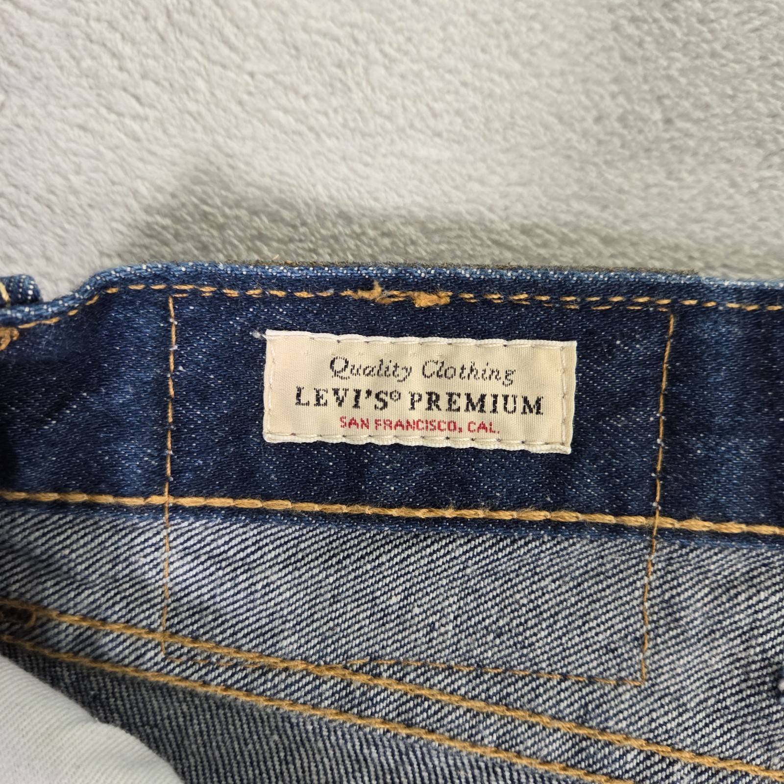 Levi’s Premium 501 ’93 Straight Leg Jeans Mens 40×26 Blue Medium Wash Button Fly