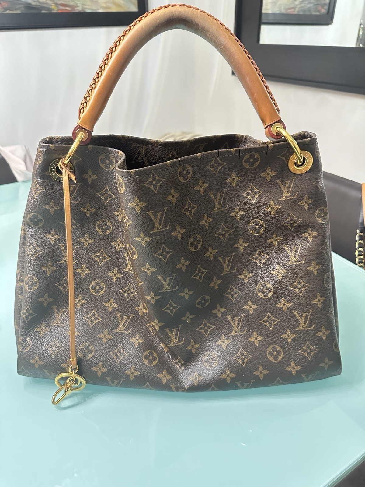 Louis Vuitton Monogram Artsy Handbag