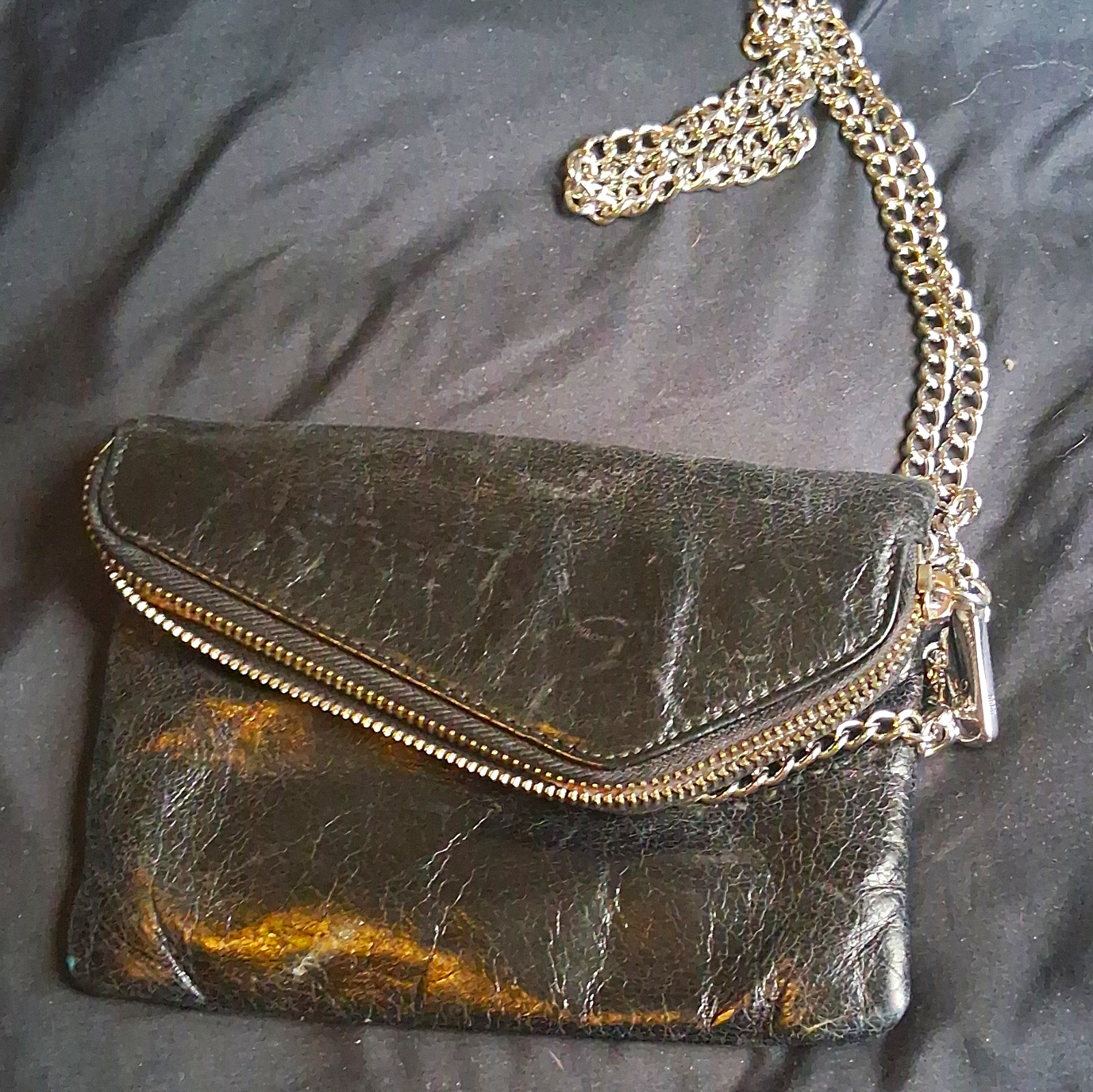 HOBO Small Crossbody Bag Black Zip Silver Chain Strap Floral Lined Inner Pockets