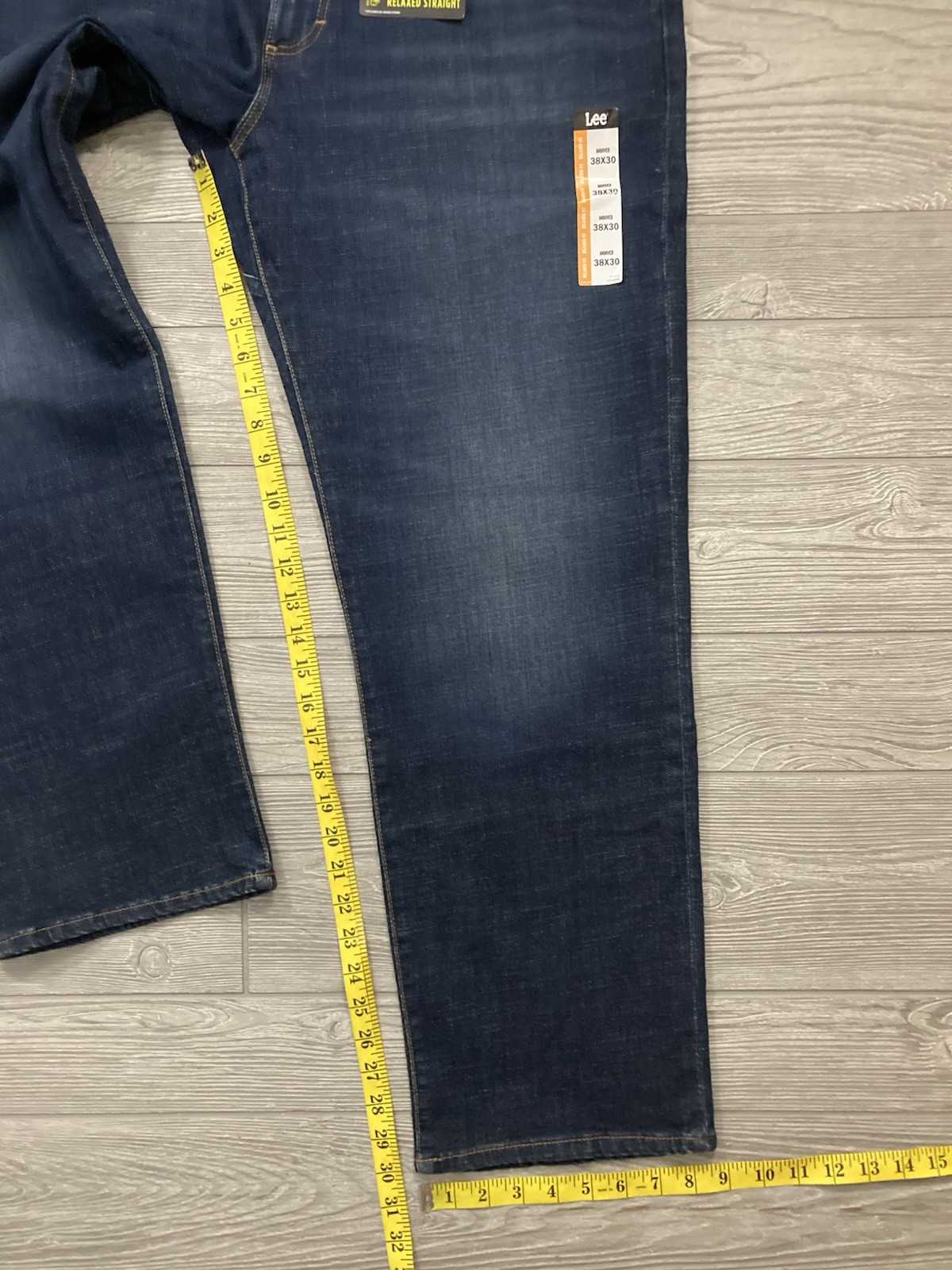 Lee Extreme Motion MVP Relaxed Straight Jeans Mens 38×30