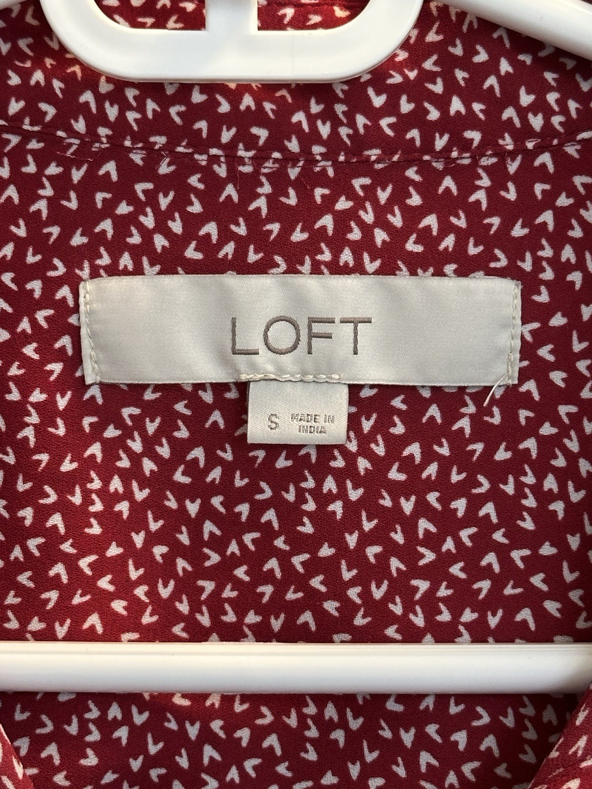 Women’s Loft collared Short Sleeve Burgundy Button Up Print Blouse Small