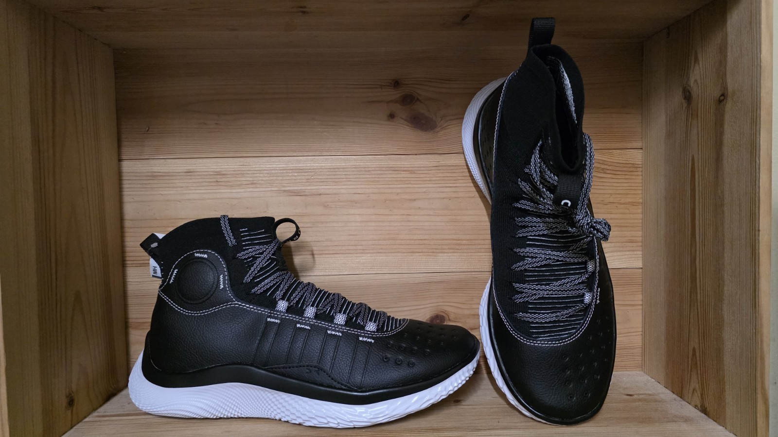 Under Armour Curry 4 Flotro Mens Size 10 ‘Suit And Tie’ Black Basketball Shoes