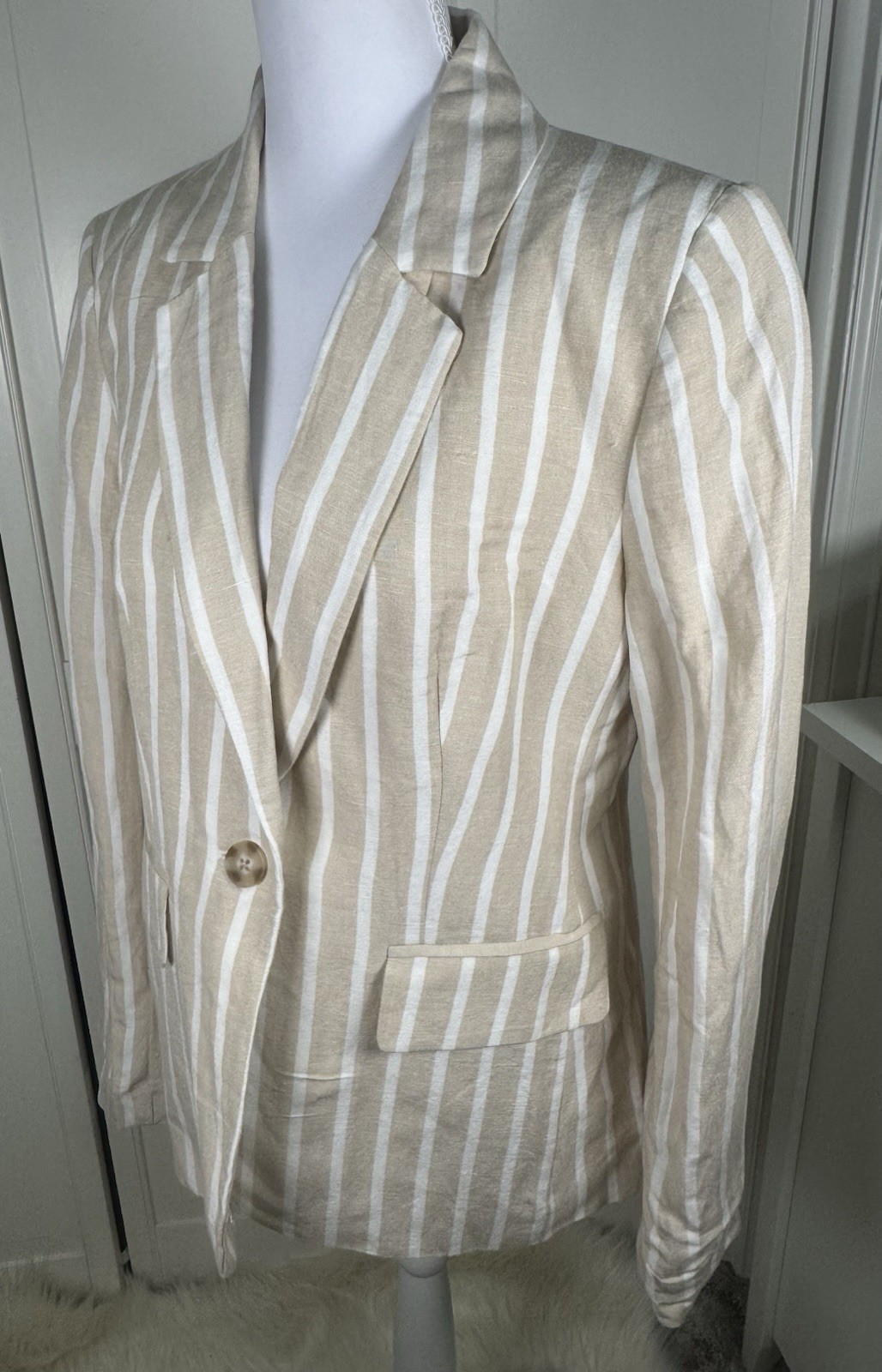 Philosophy Tan White Striped Linen Blend Blazer Jacket NWT Women’s Small