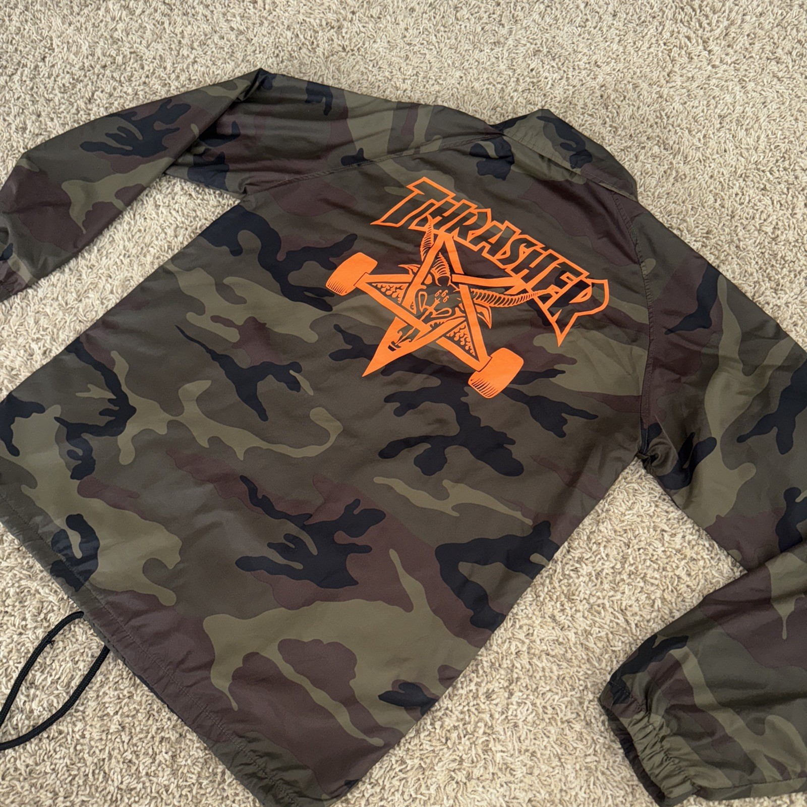 Thrasher Camouflage Skategoat Skateboarding Windbreaker Jacket – Men’s Small
