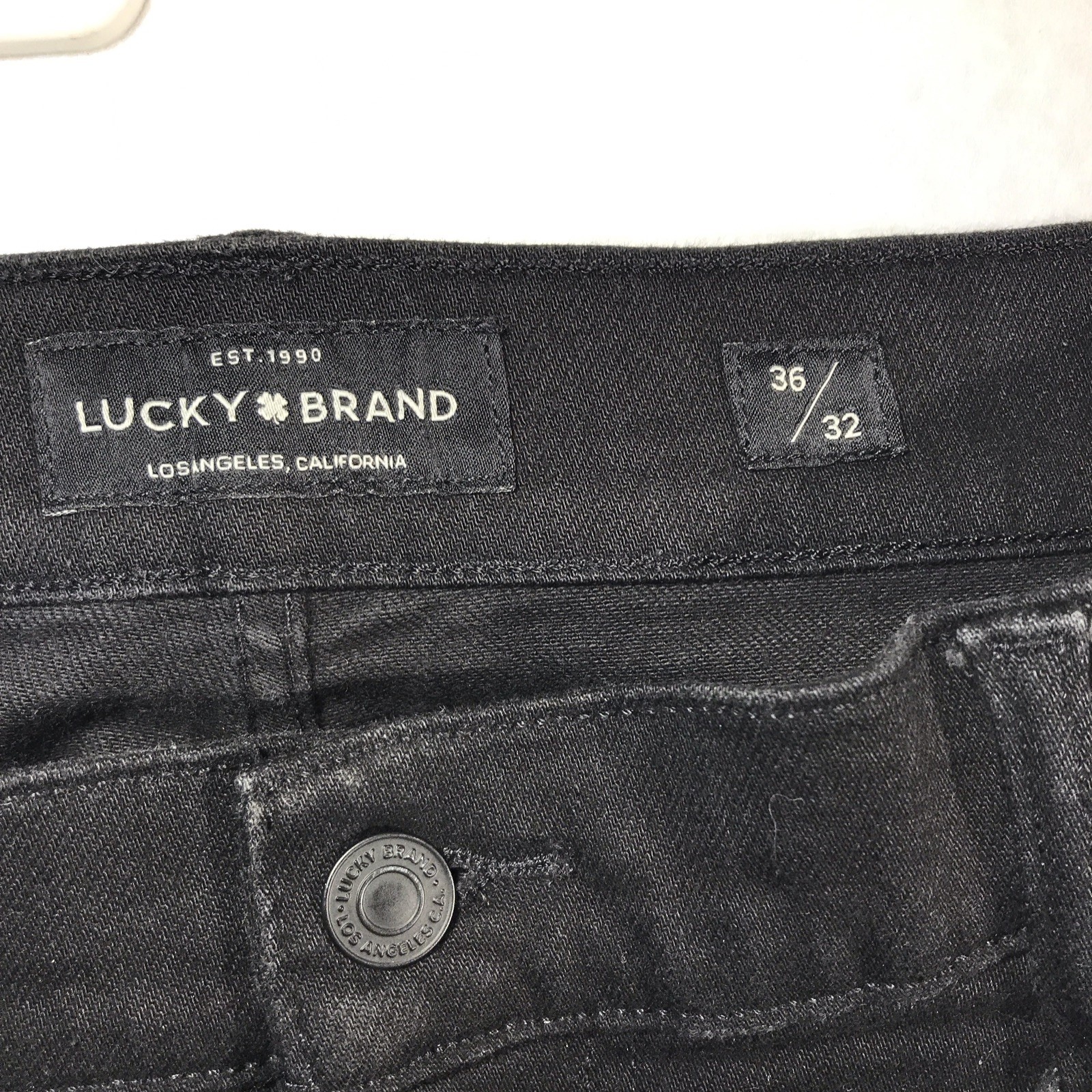Lucky Brand Men’s Straight Fit Black Dark Wash Stretch Denim Jeans 5-Pocket