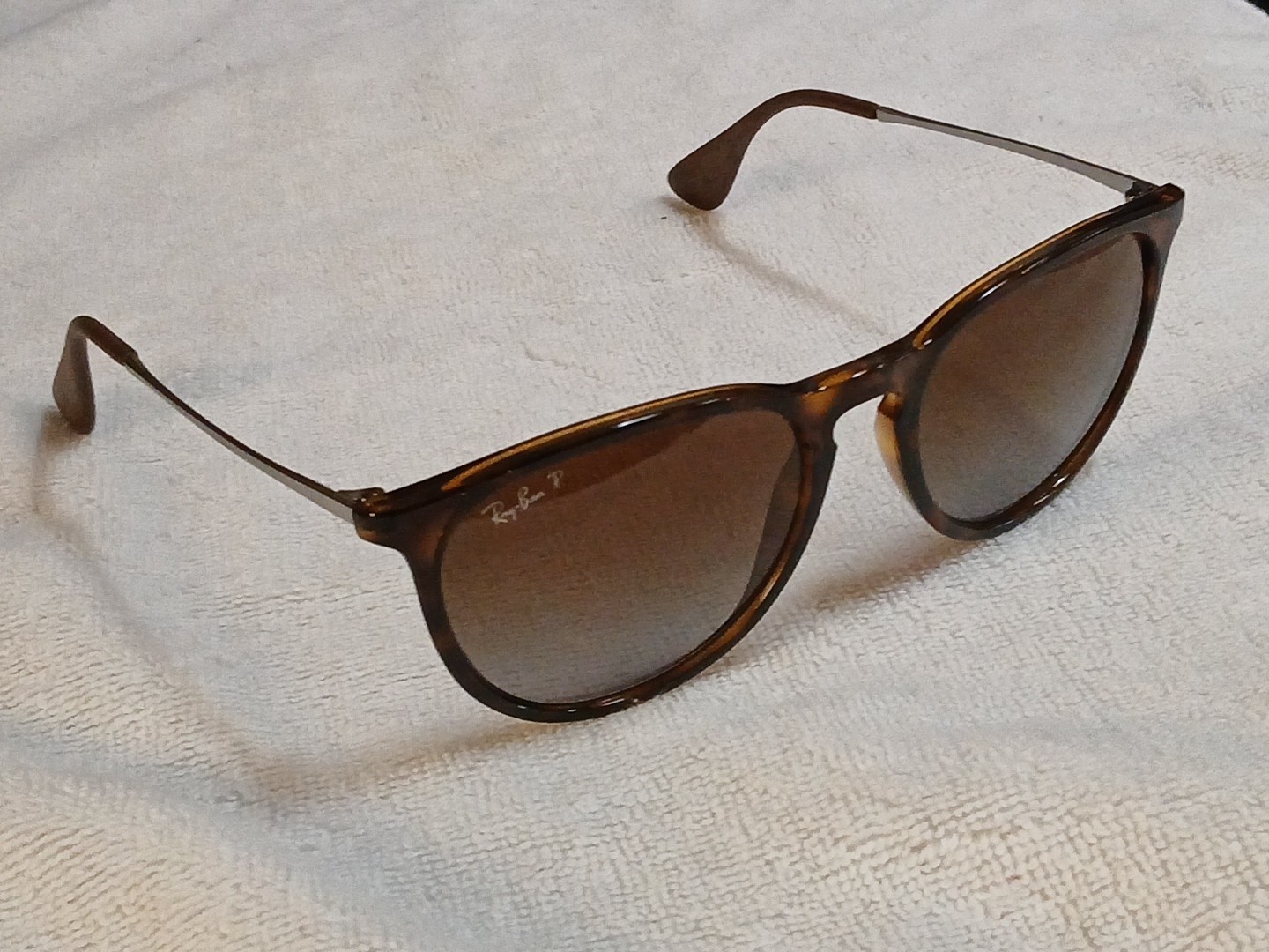 Ray-Ban RB4171 710/T5 Erika Havana, Silver Frame Brown Lenses 54-18-145 + Case