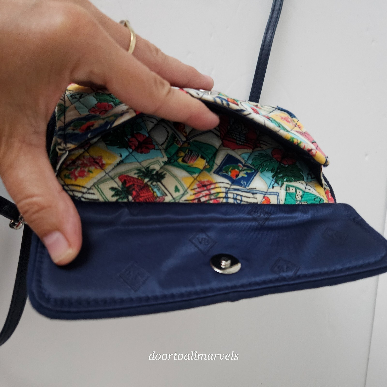 Vera Bradley Cuban Stamps Wallet Organizer Crossbody Double Zip Mini Bag 6.75″
