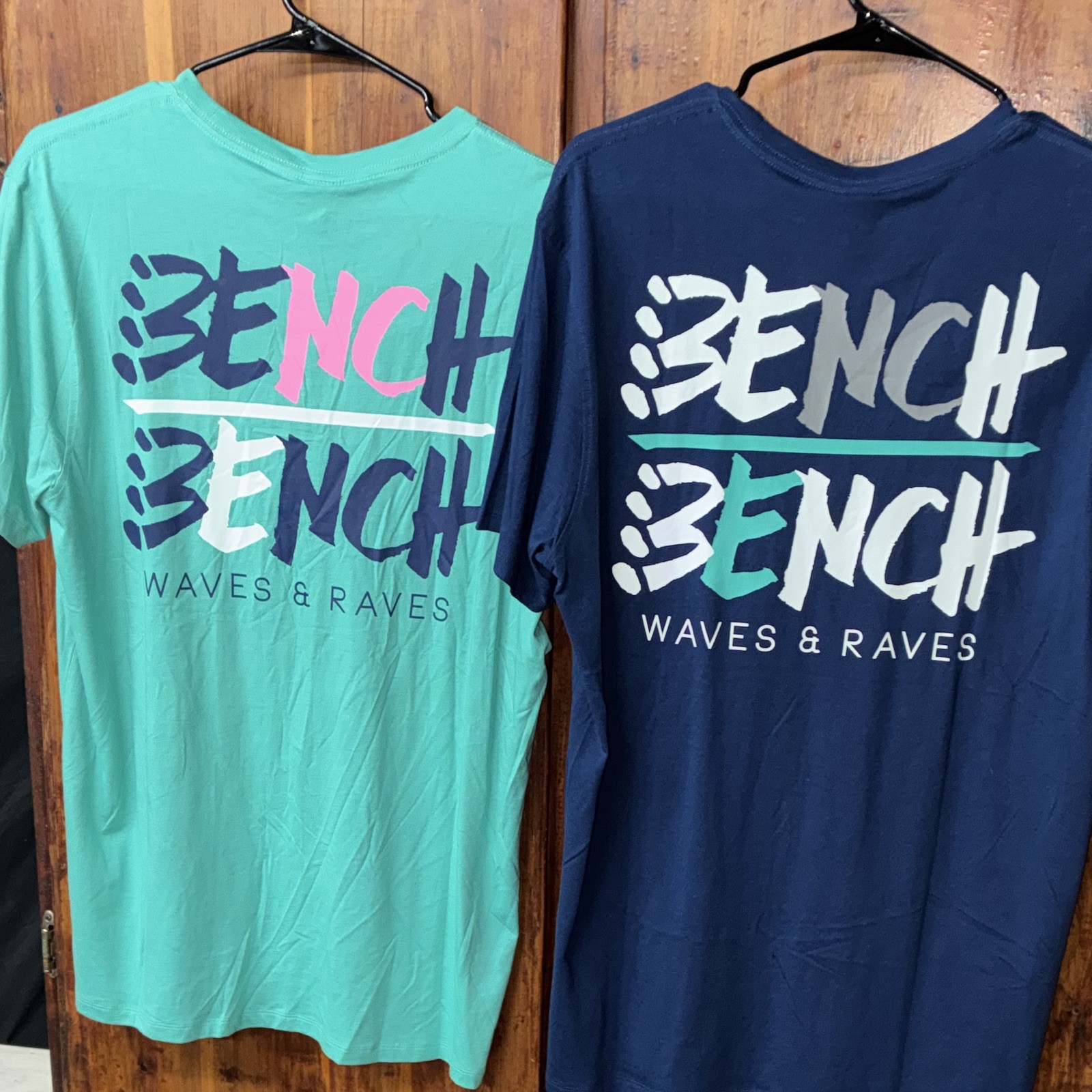 2 Bench Men’s Sz. S Crew Neck Short Sleeve Graphic Logo Tee Blue & Green NWT