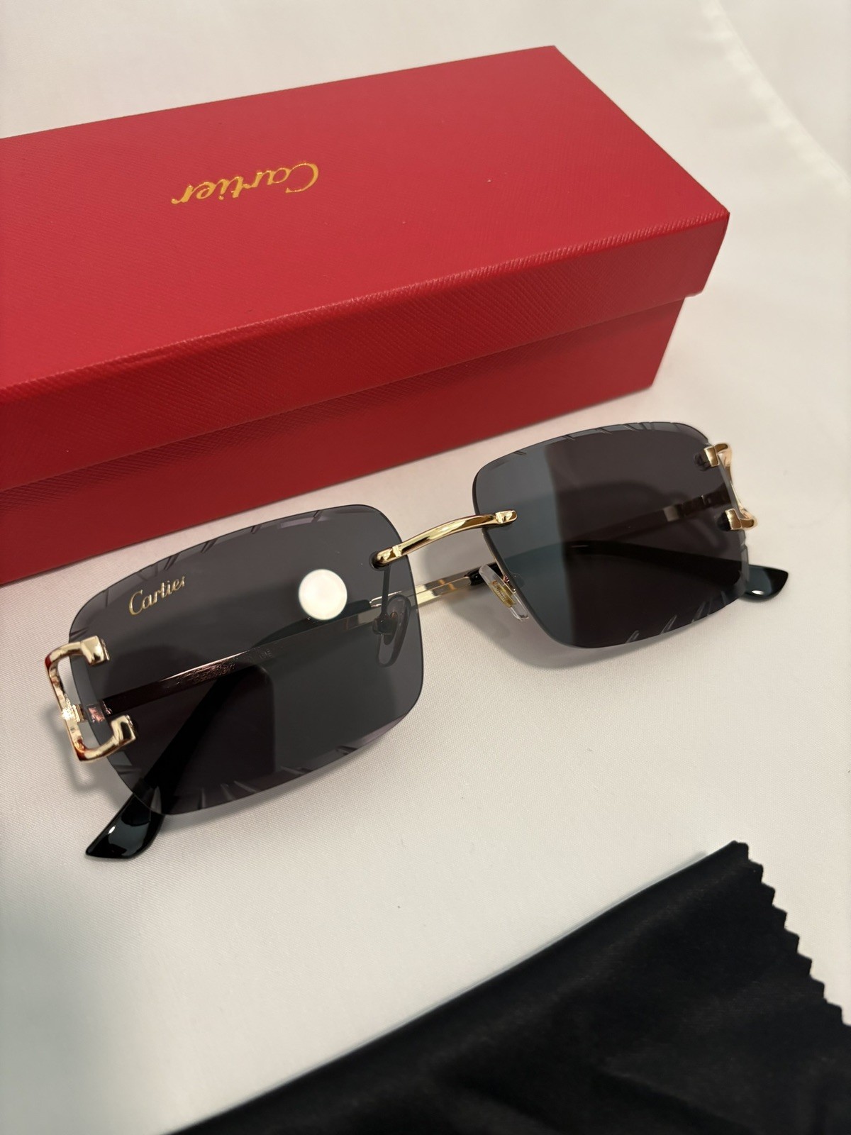 Cartier Big C Diamond Cut black Frameless Lens Gold Frame